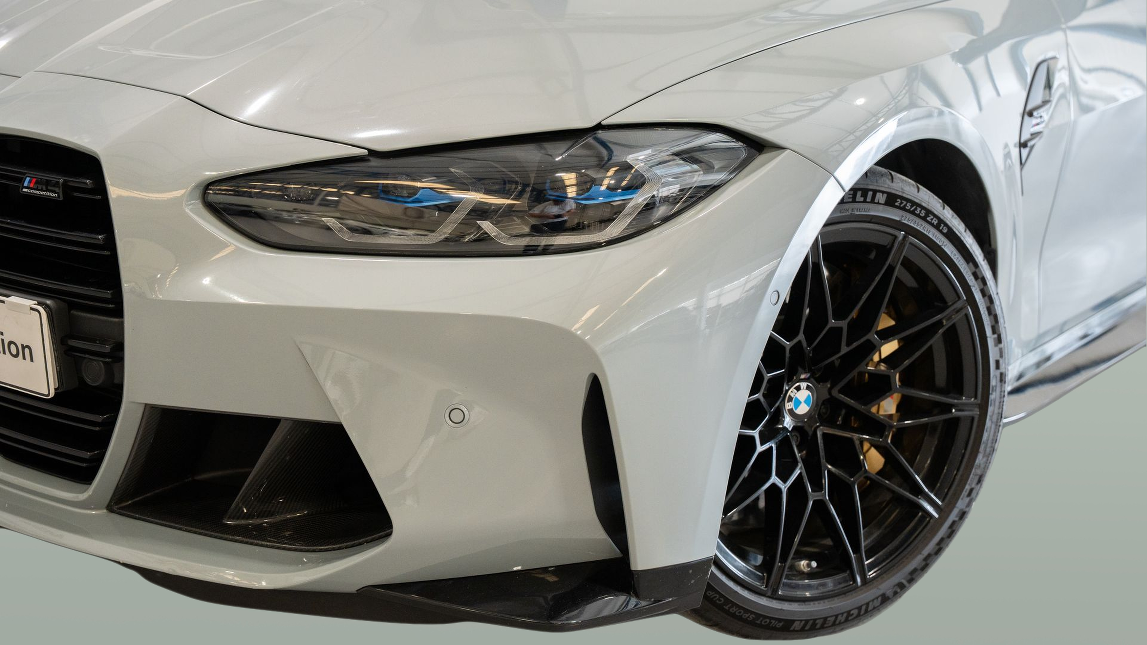 BMW M M4 Competition Coupé color Gris. Año 2022. 375KW(510CV). Gasolina. En concesionario Aníbal Carvalho & Filhos, S.A. de Santarém