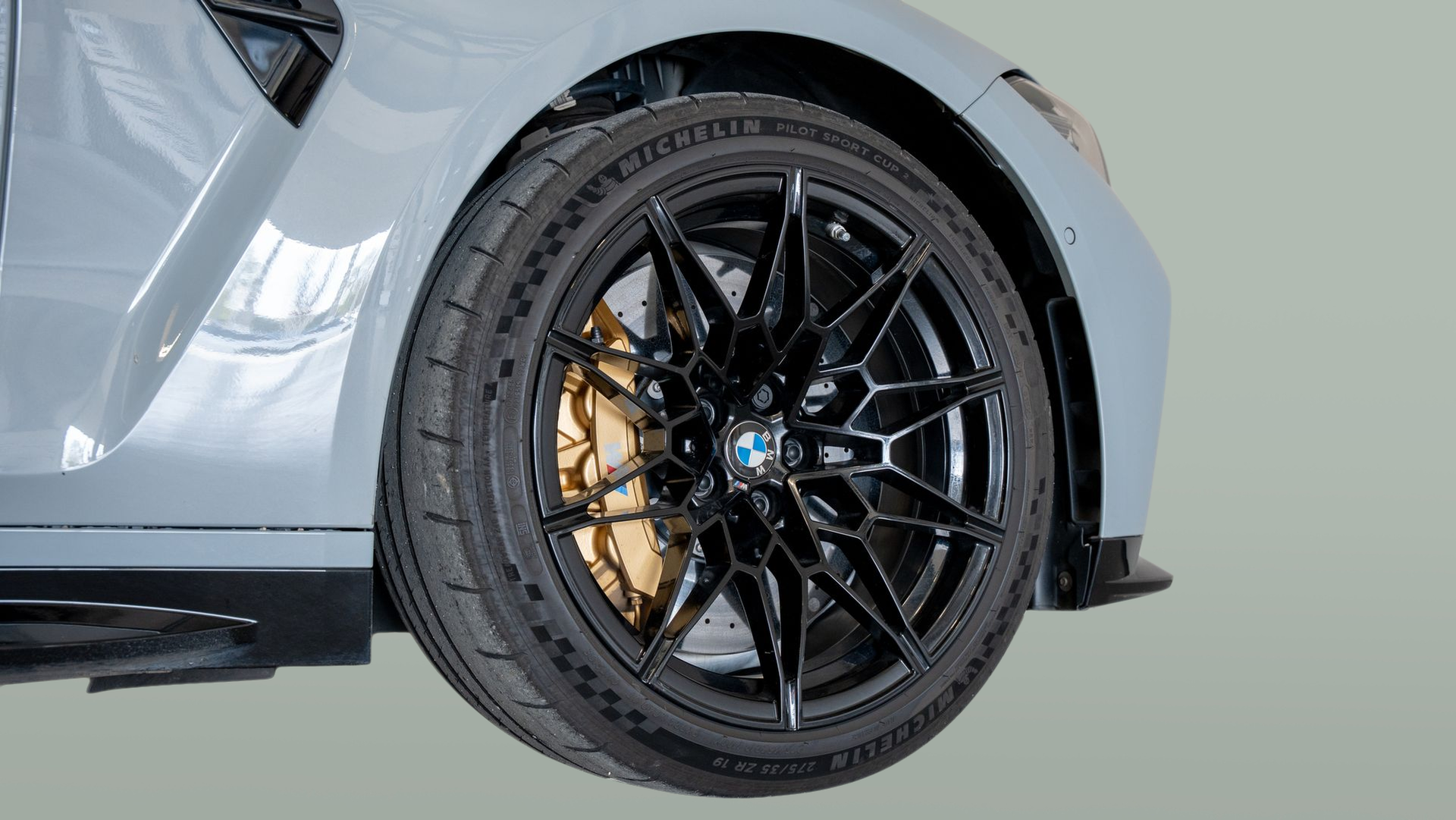 BMW M M4 Competition Coupé color Gris. Año 2022. 375KW(510CV). Gasolina. En concesionario Aníbal Carvalho & Filhos, S.A. de Santarém