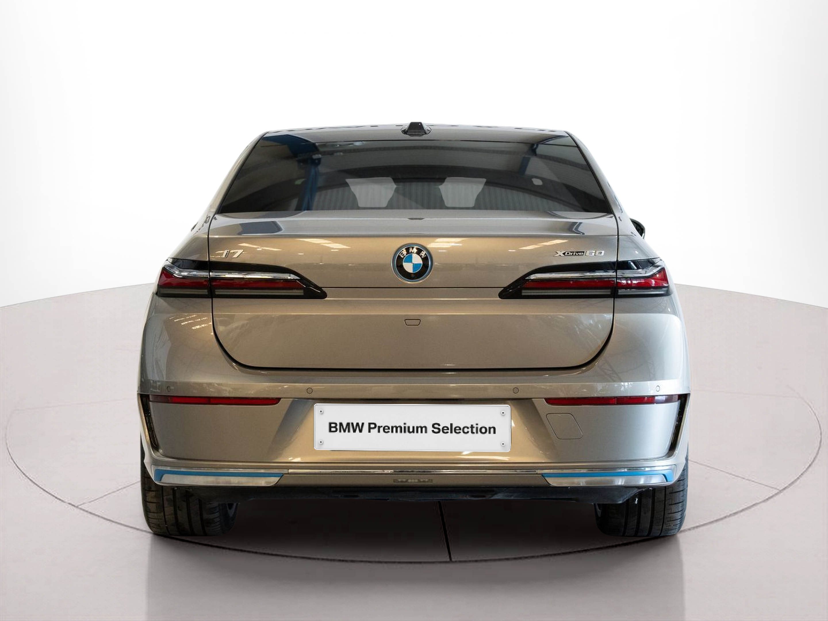 BMW I7 xDrive60 color Gris. Año 2024. 400KW(544CV). Elétrico. En concesionario Aníbal Carvalho & Filhos, S.A. de Santarém