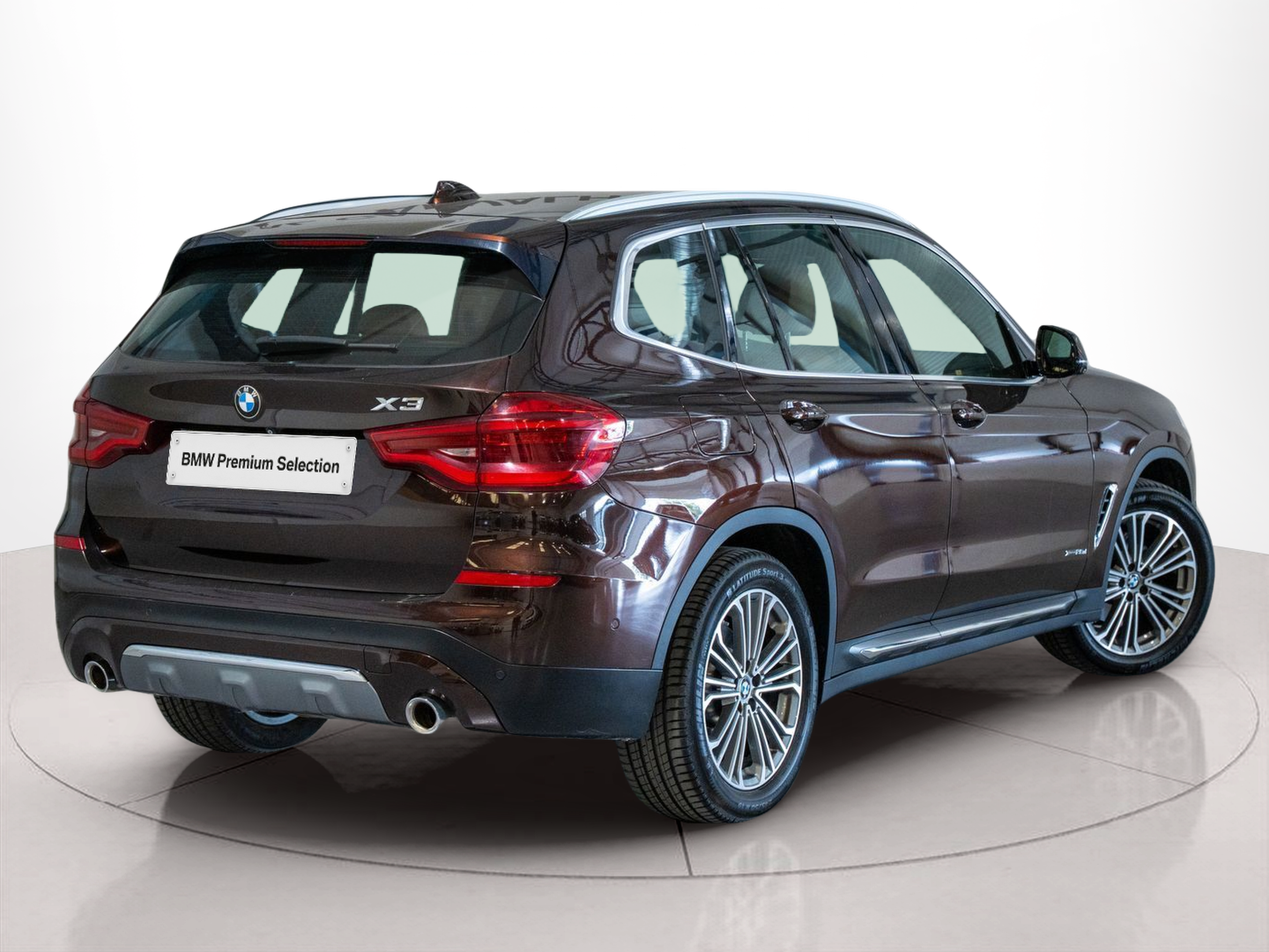 BMW X3 xDrive20d color Marrón. Año 2018. 140KW(190CV). Diesel. En concesionario Aníbal Carvalho & Filhos, S.A. de Santarém