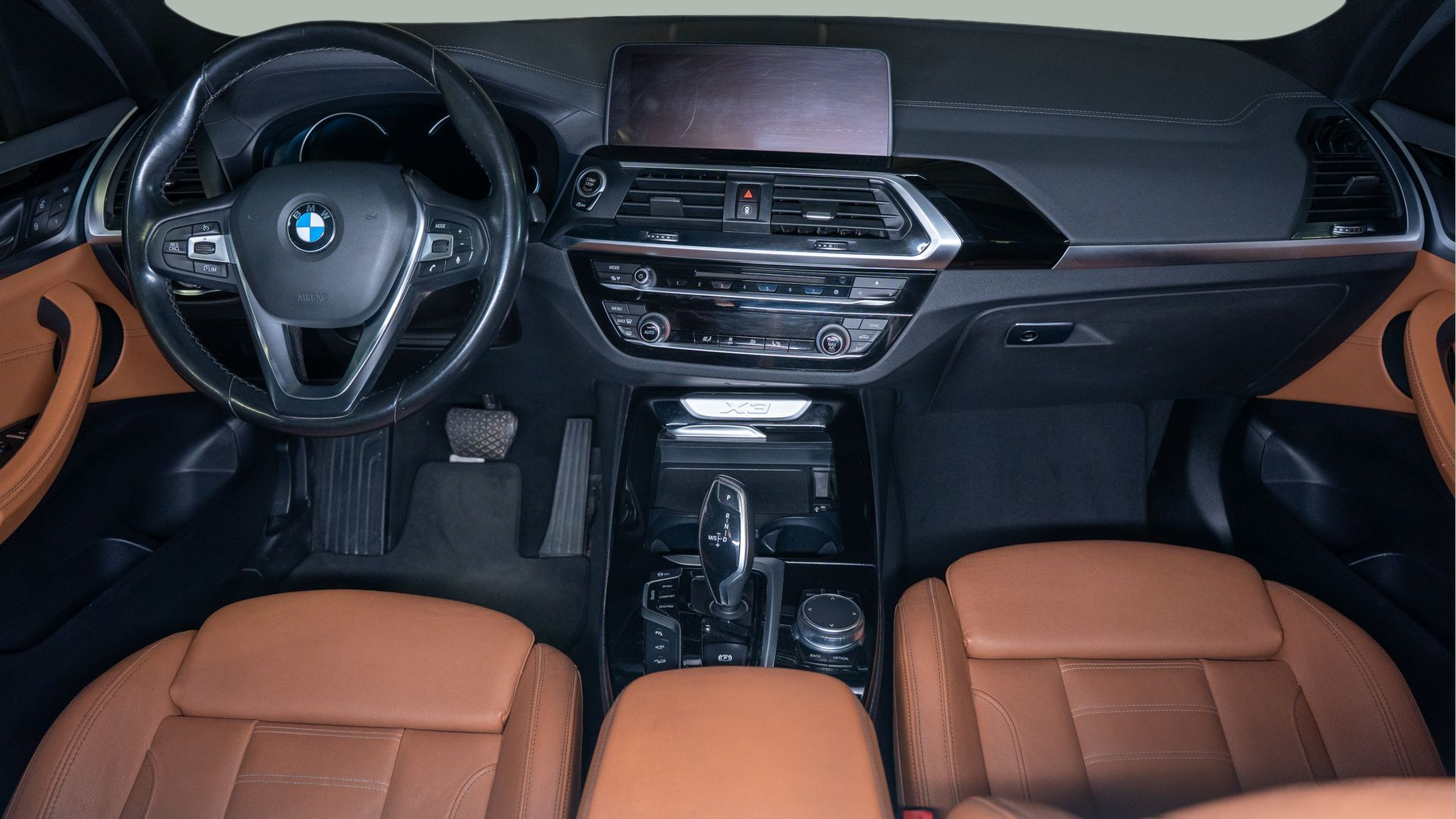 BMW X3 xDrive20d color Marrón. Año 2018. 140KW(190CV). Diesel. En concesionario Aníbal Carvalho & Filhos, S.A. de Santarém