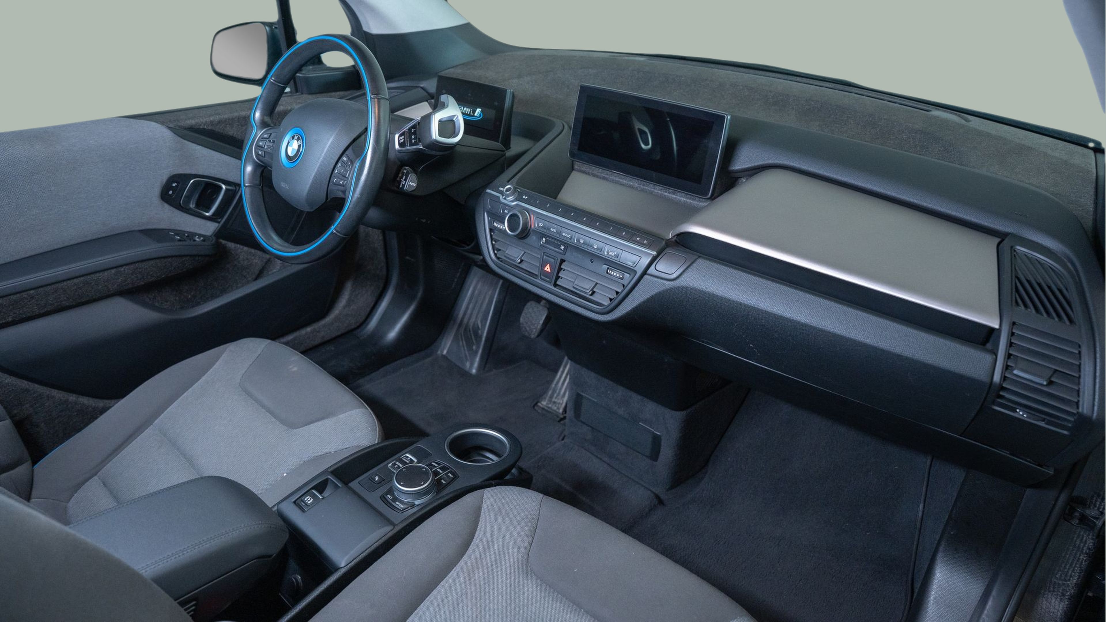 BMW i3 i3 120Ah color Azul. Año 2021. 125KW(170CV). Elétrico. En concesionario Aníbal Carvalho & Filhos, S.A. de Santarém