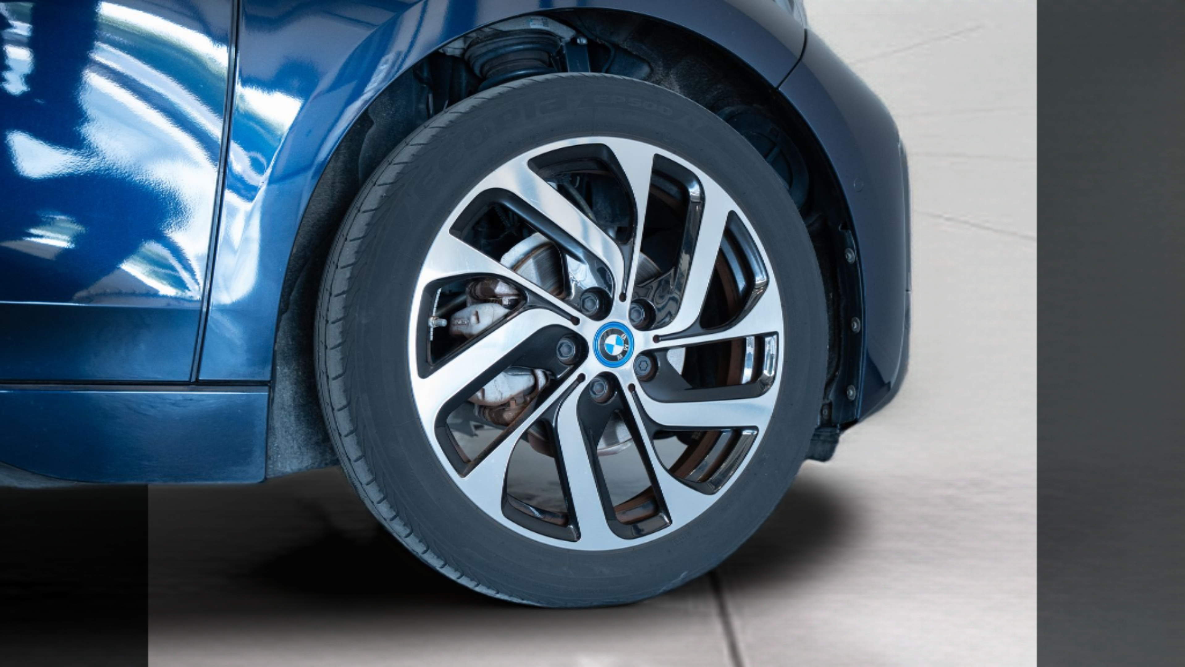 BMW i3 i3 120Ah color Azul. Año 2021. 125KW(170CV). Elétrico. En concesionario Aníbal Carvalho & Filhos, S.A. de Santarém