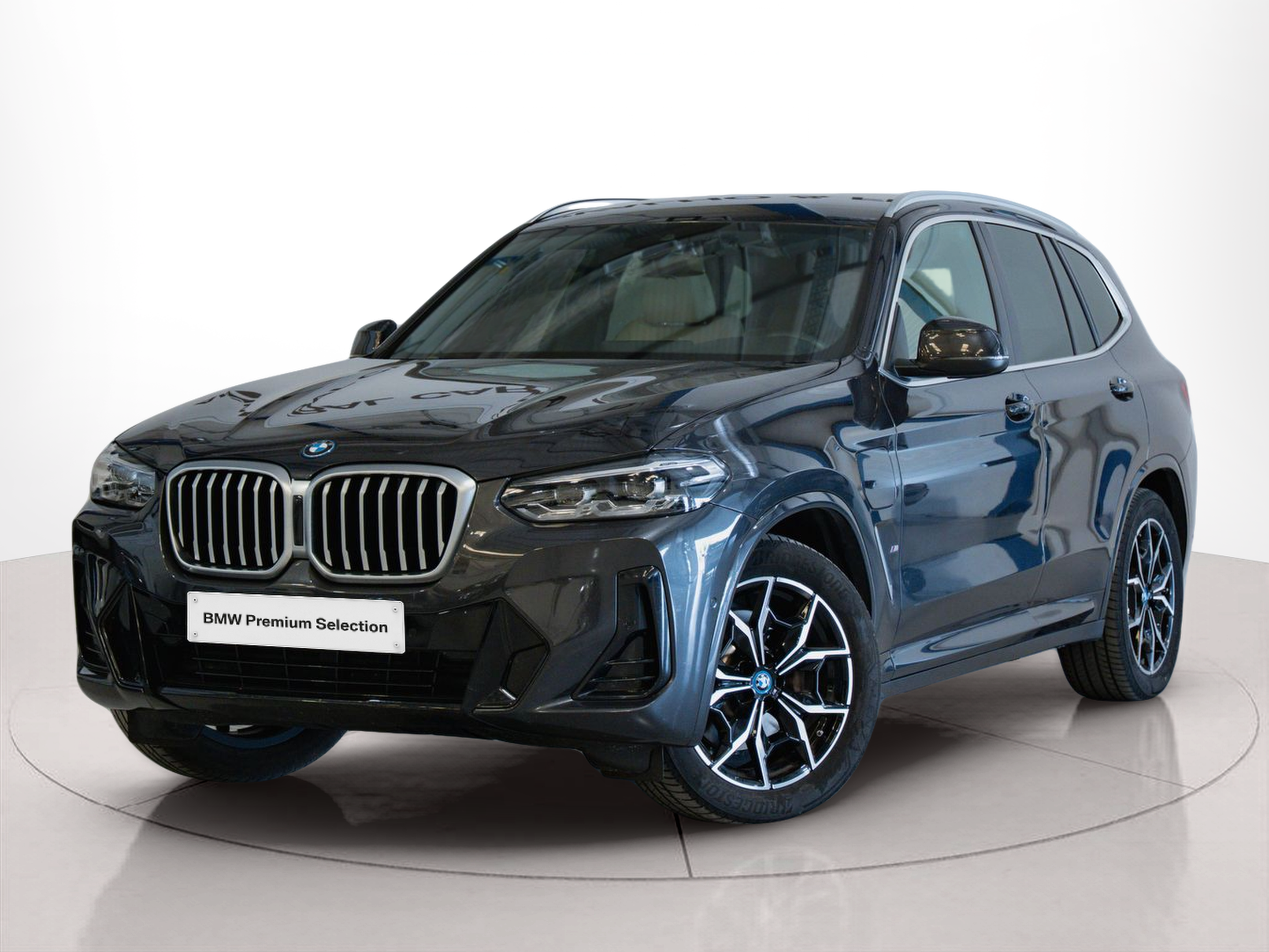 Fotos de BMW X3 xDrive30e color Gris. Año 2023. 215KW(292CV). Elétrico. En concesionario Aníbal Carvalho & Filhos, S.A. de Santarém
