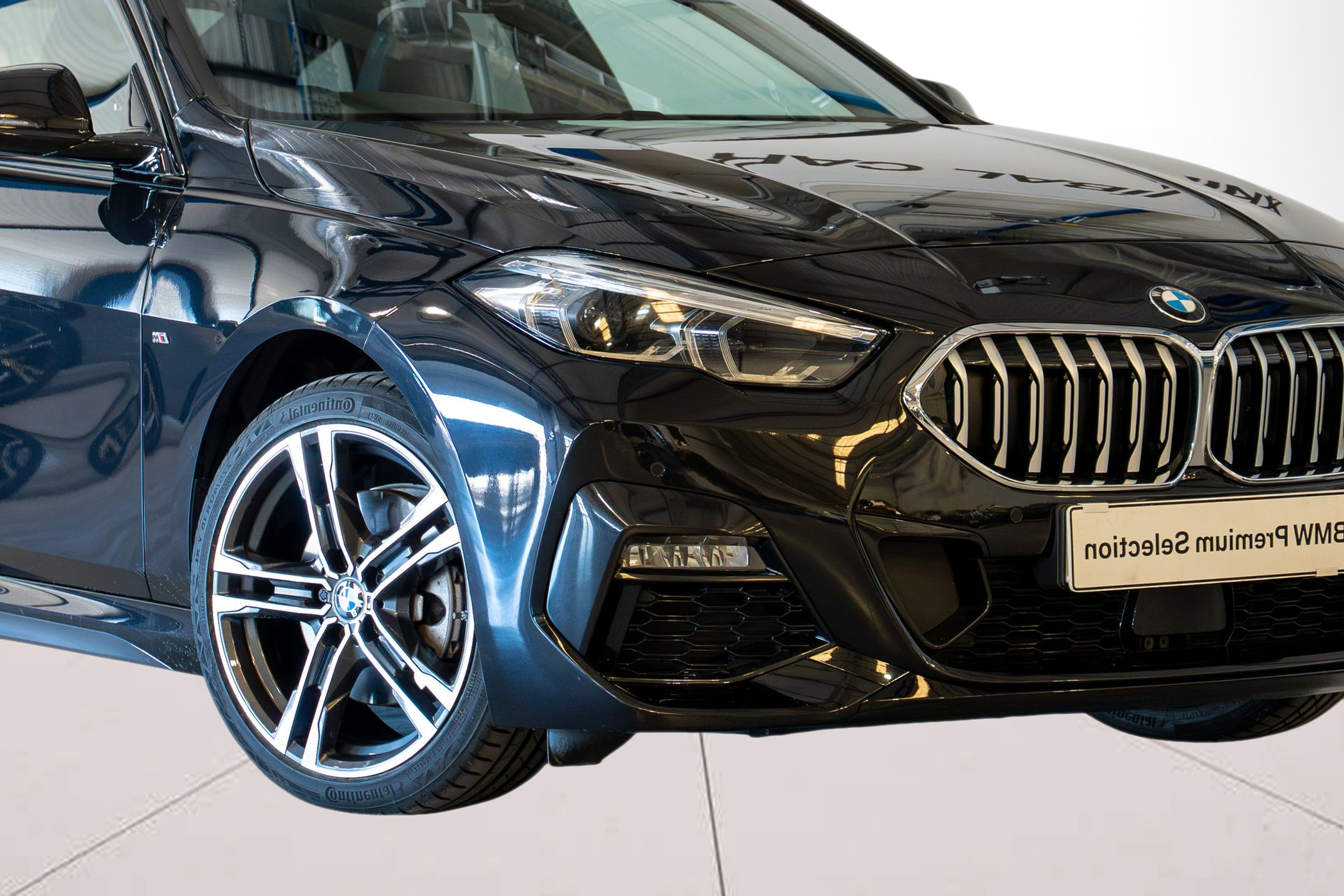 BMW Série 2 216d Gran Coupe color Negro. Año 2024. 85KW(116CV). Diesel. En concesionario Aníbal Carvalho & Filhos, S.A. de Santarém