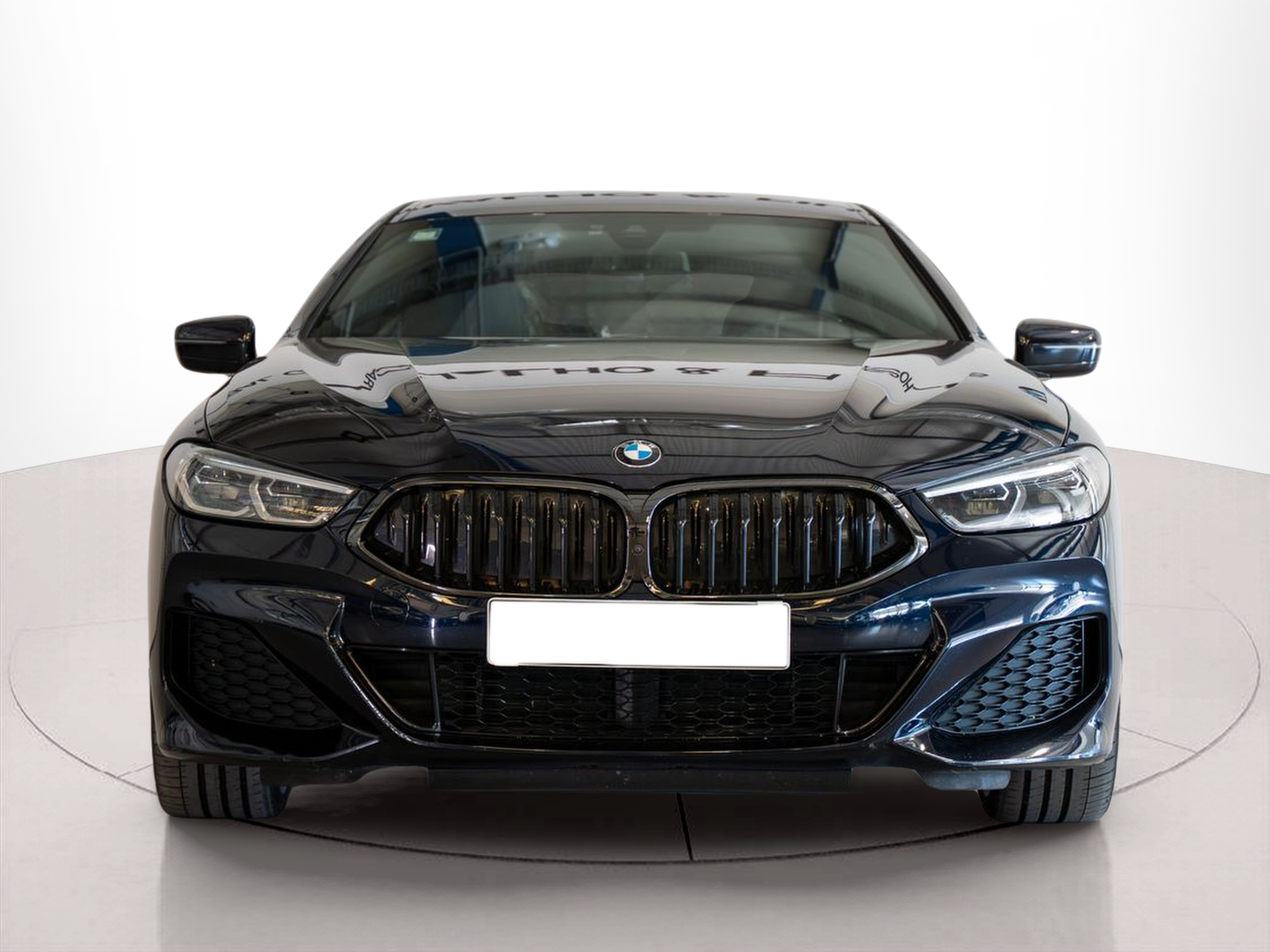 Fotos de BMW Série 8 840d Gran Coupe color Negro. Año 2021. 250KW(340CV). Diesel. En concesionario Aníbal Carvalho & Filhos, S.A. de Santarém