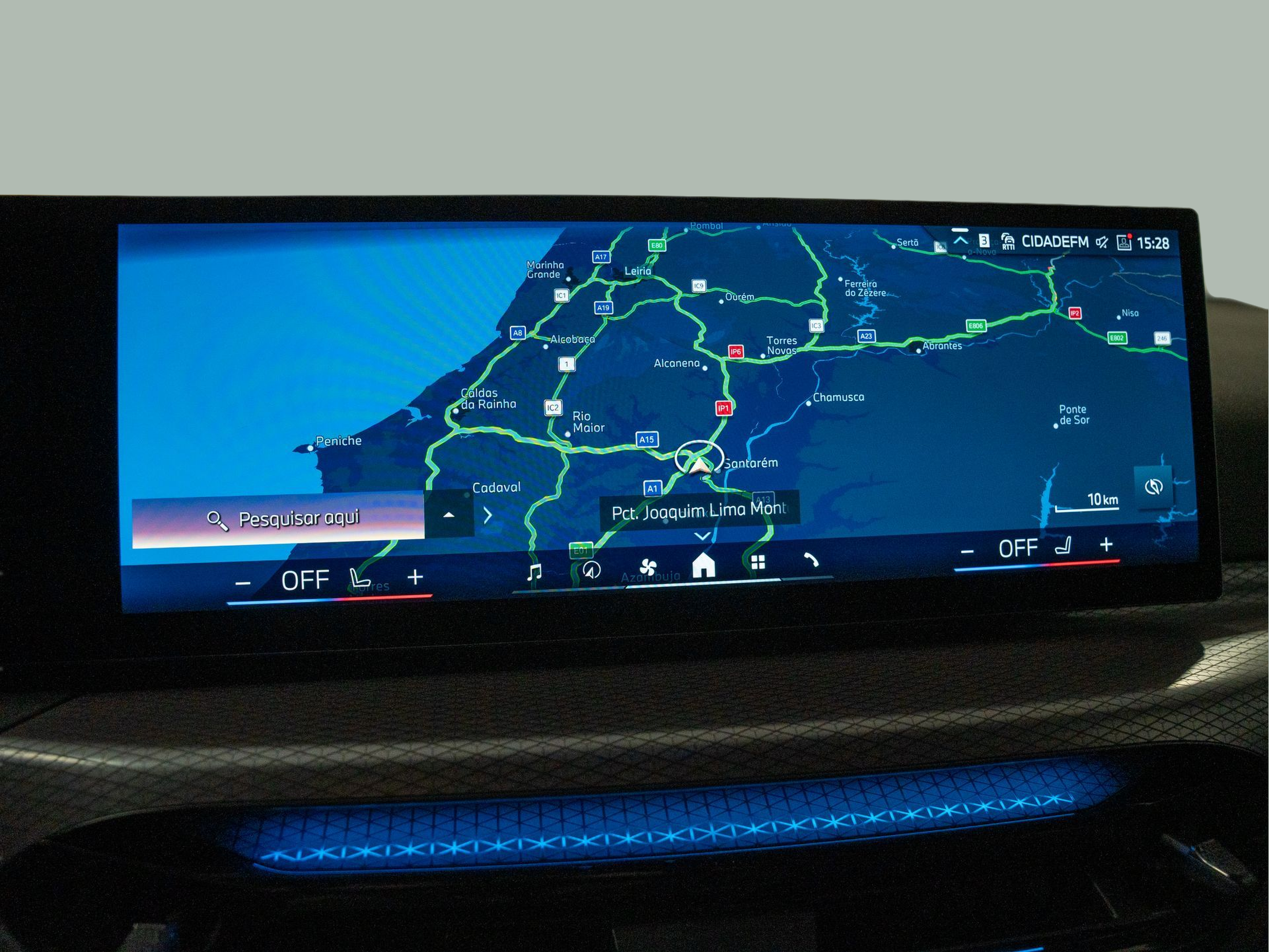 BMW Série 3 320d Touring color Gris. Año 2025. 140KW(190CV). Diesel. En concesionario Aníbal Carvalho & Filhos, S.A. de Santarém