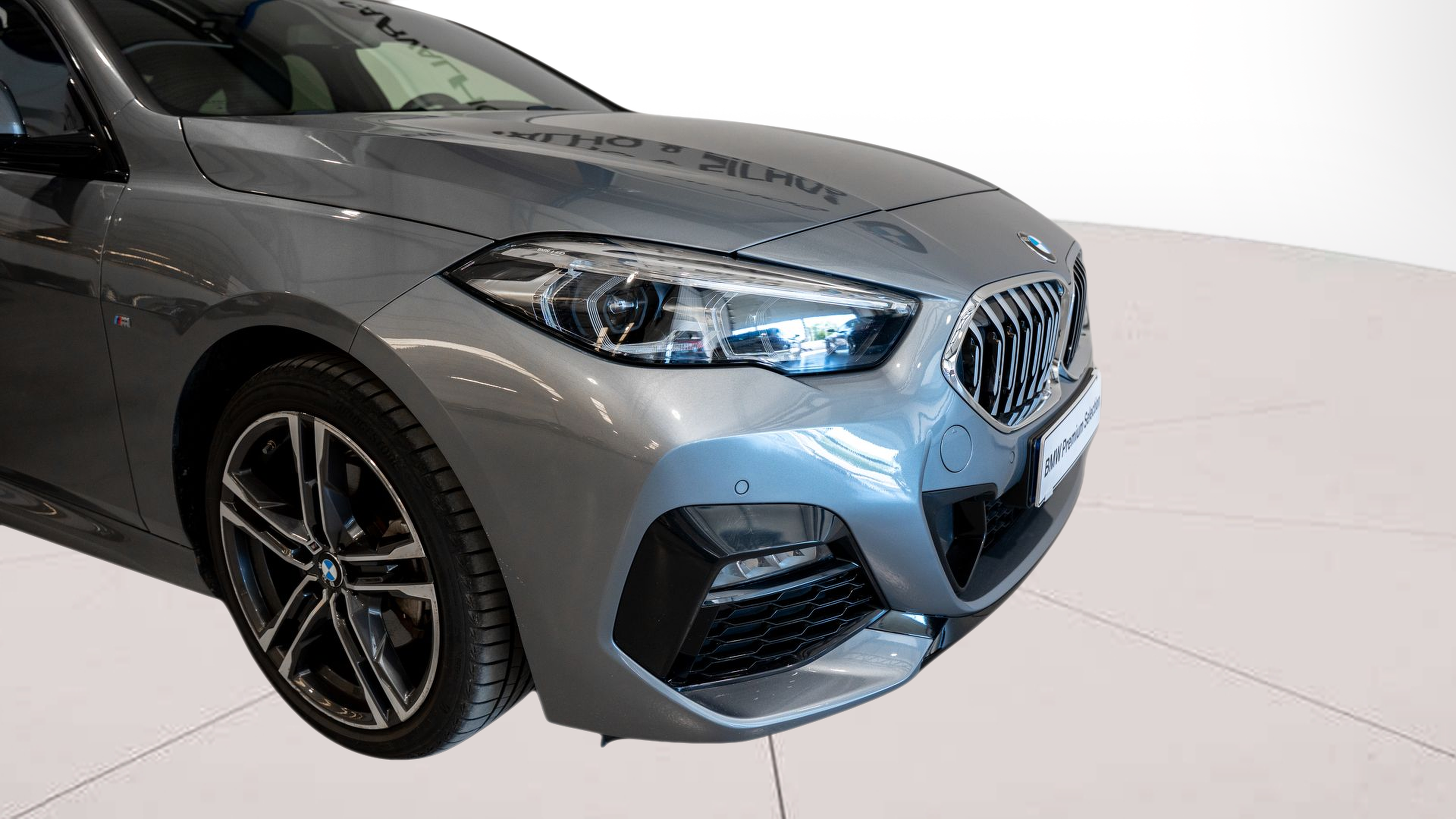 BMW Série 2 216d Gran Coupe color Azul. Año 2024. 85KW(116CV). Diesel. En concesionario Aníbal Carvalho & Filhos, S.A. de Santarém