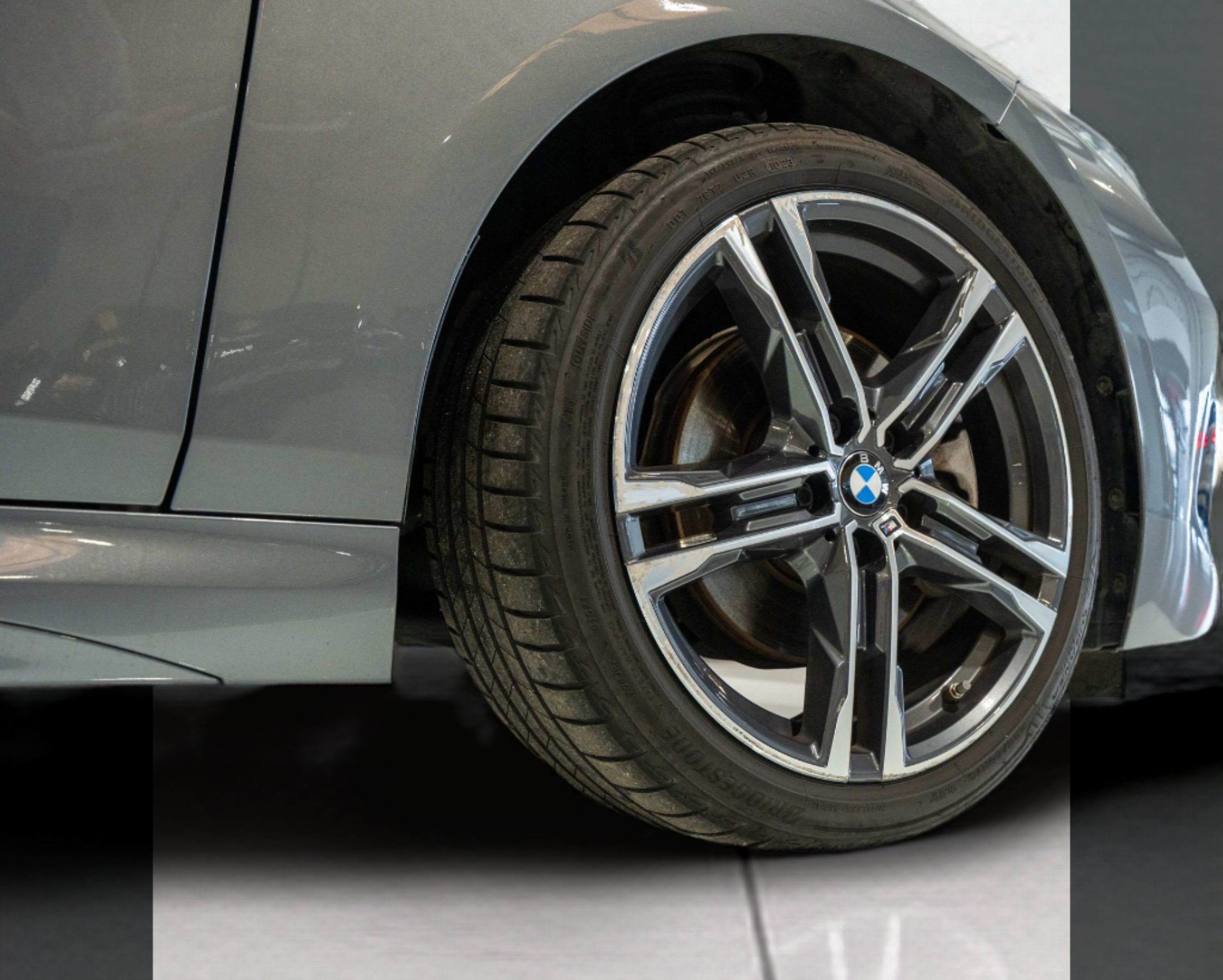 BMW Série 2 216d Gran Coupe color Azul. Año 2024. 85KW(116CV). Diesel. En concesionario Aníbal Carvalho & Filhos, S.A. de Santarém