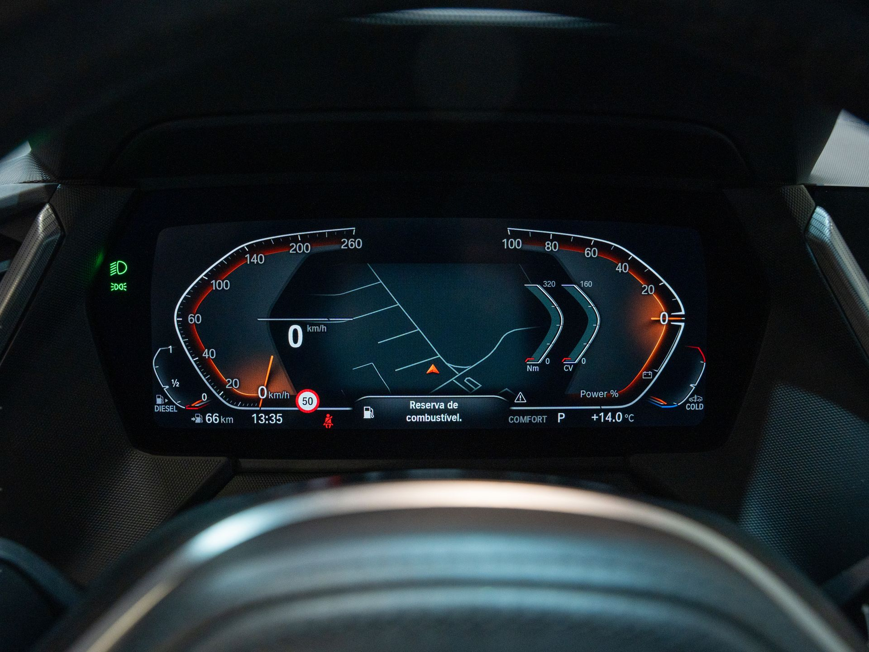 BMW Série 2 216d Gran Coupe color Gris. Año 2023. 85KW(116CV). Diesel. En concesionario Aníbal Carvalho & Filhos, S.A. de Santarém