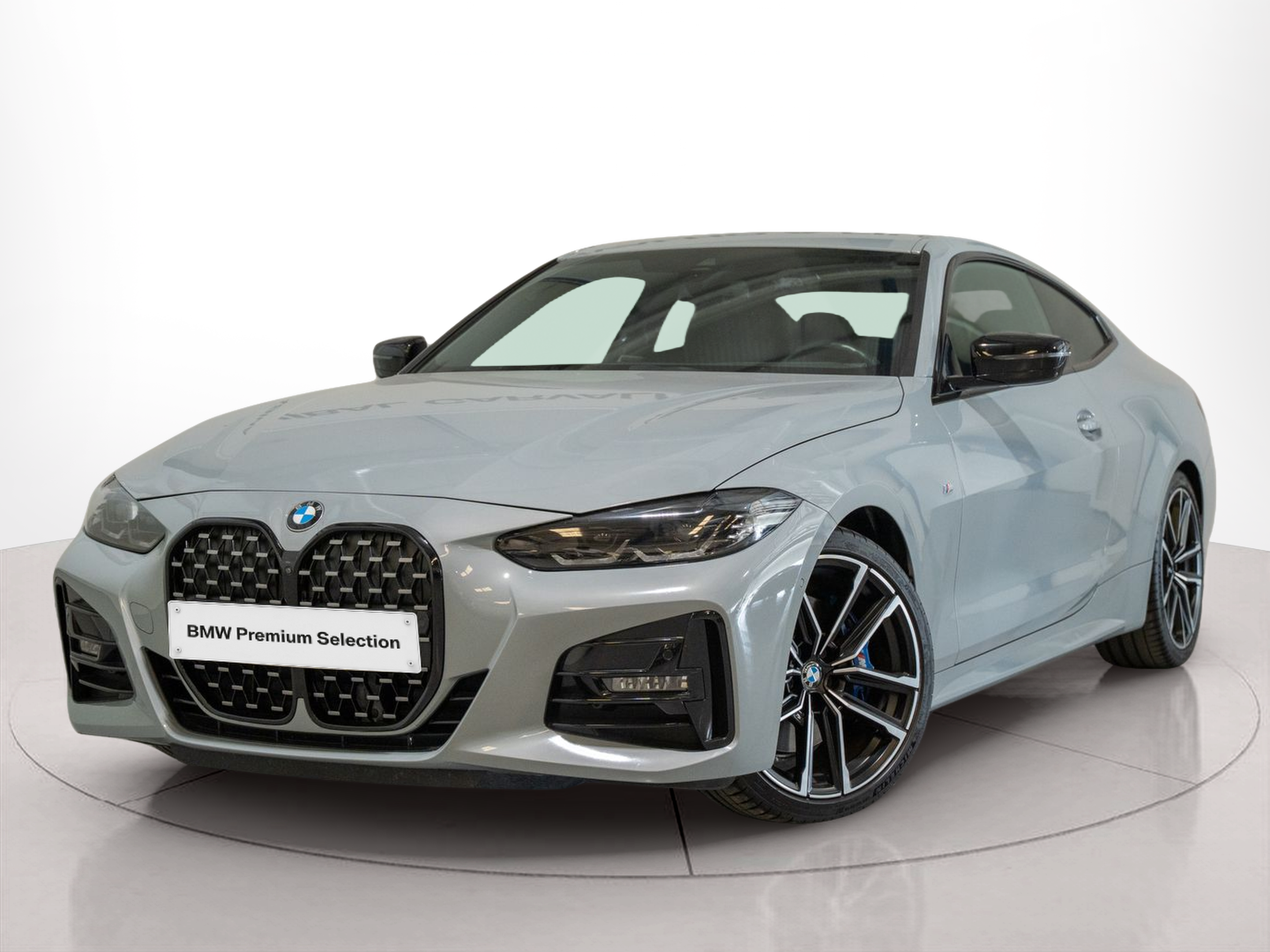 Fotos de BMW Série 4 420d Coupe color Gris. Año 2023. 140KW(190CV). Diesel. En concesionario Aníbal Carvalho & Filhos, S.A. de Santarém