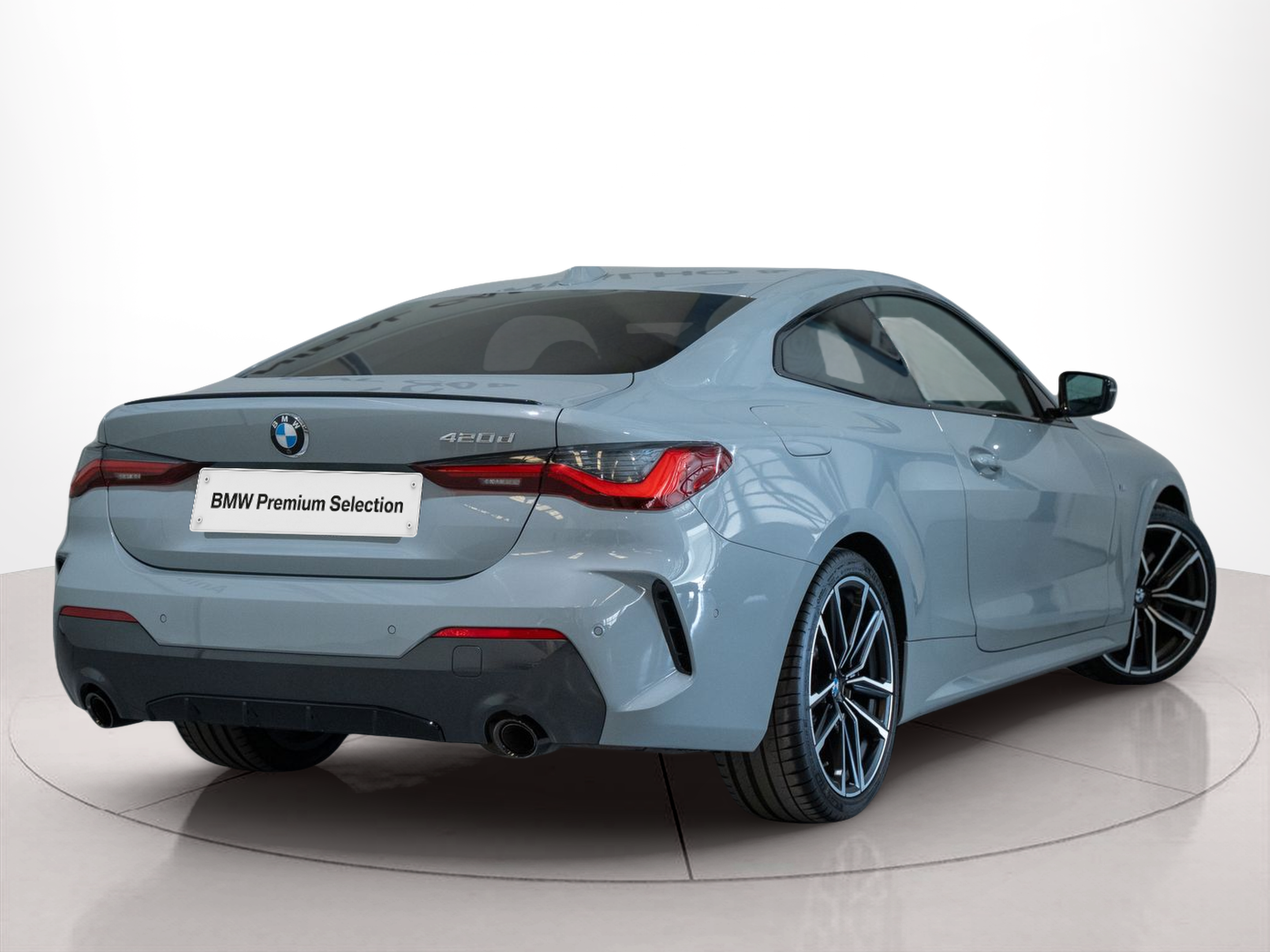 BMW Série 4 420d Coupe color Gris. Año 2023. 140KW(190CV). Diesel. En concesionario Aníbal Carvalho & Filhos, S.A. de Santarém