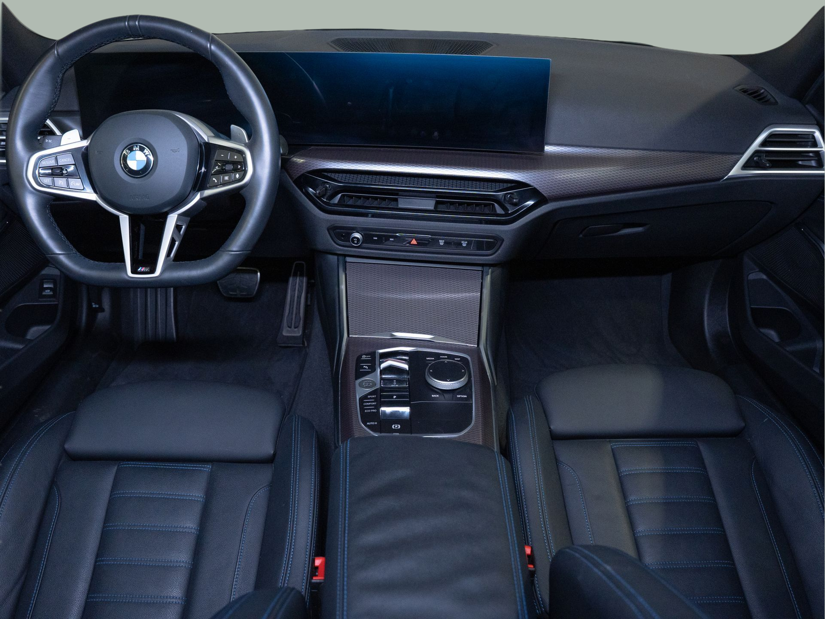 BMW Série 3 320d Touring color Negro. Año 2025. 140KW(190CV). Diesel. En concesionario Aníbal Carvalho & Filhos, S.A. de Santarém