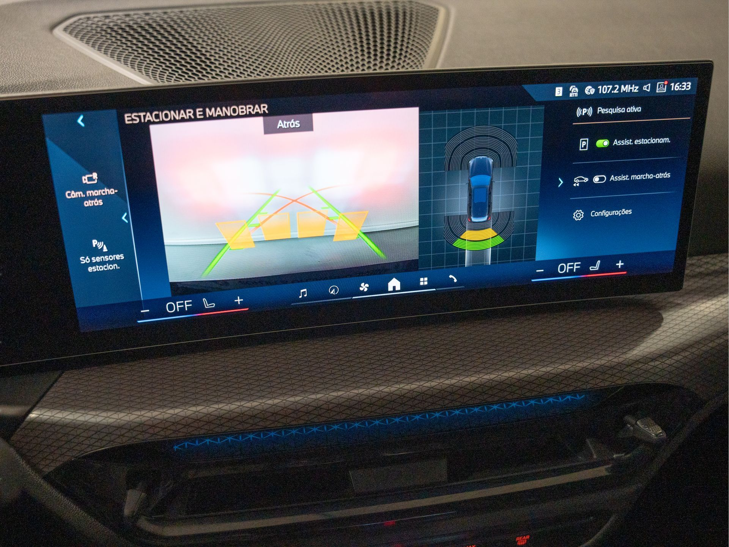 BMW Série 3 320d Touring color Negro. Año 2025. 140KW(190CV). Diesel. En concesionario Aníbal Carvalho & Filhos, S.A. de Santarém