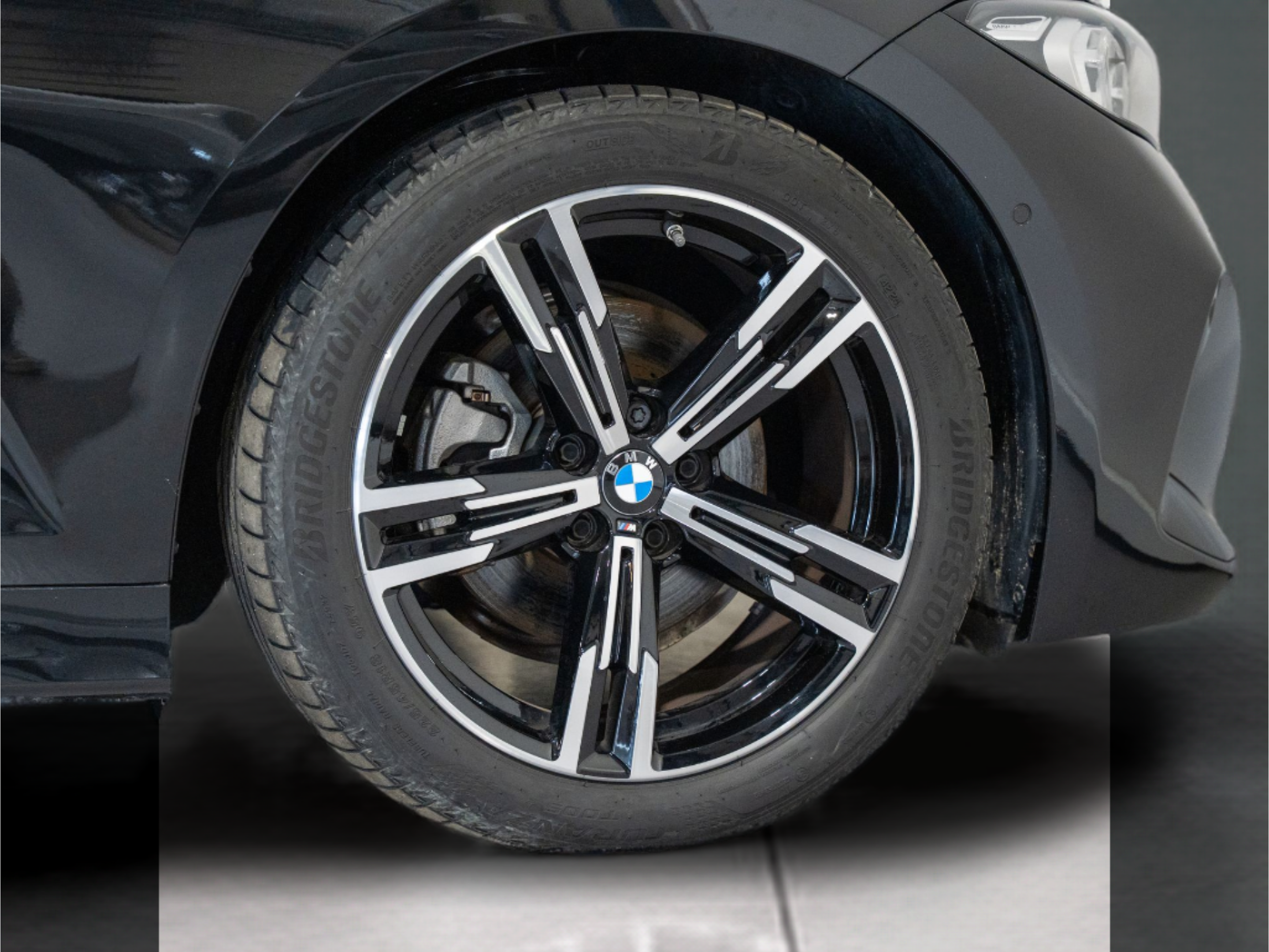 BMW Série 3 320d Touring color Negro. Año 2025. 140KW(190CV). Diesel. En concesionario Aníbal Carvalho & Filhos, S.A. de Santarém