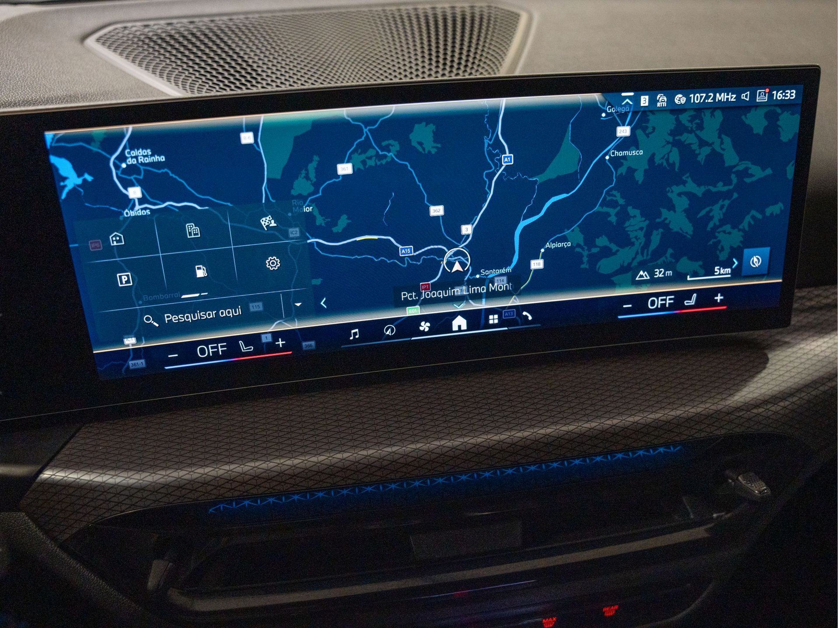 BMW Série 3 320d Touring color Negro. Año 2025. 140KW(190CV). Diesel. En concesionario Aníbal Carvalho & Filhos, S.A. de Santarém