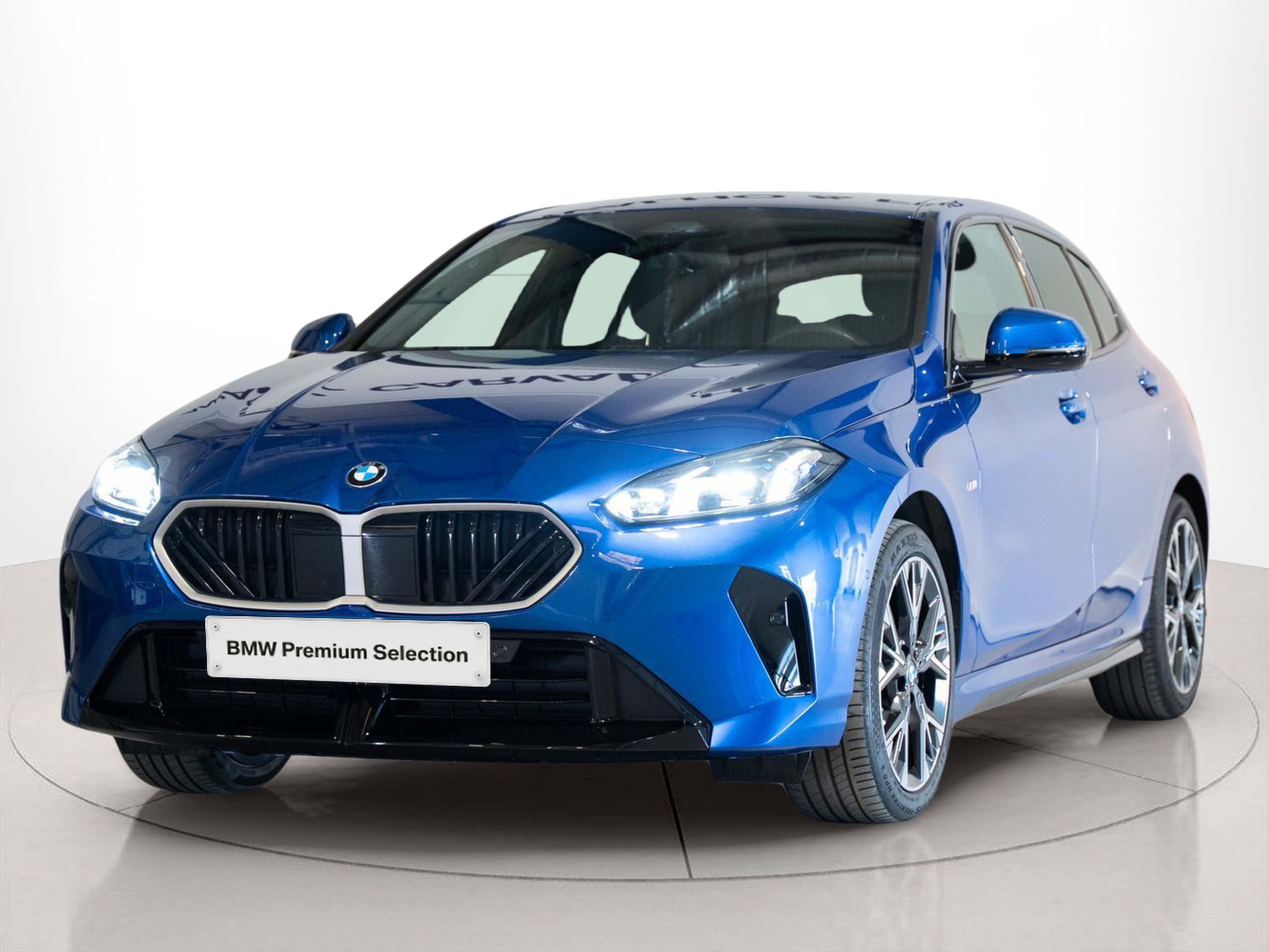 Fotos de BMW Série 1 116i color Azul. Año 2025. 90KW(122CV). Gasolina. En concesionario Aníbal Carvalho & Filhos, S.A. de Santarém