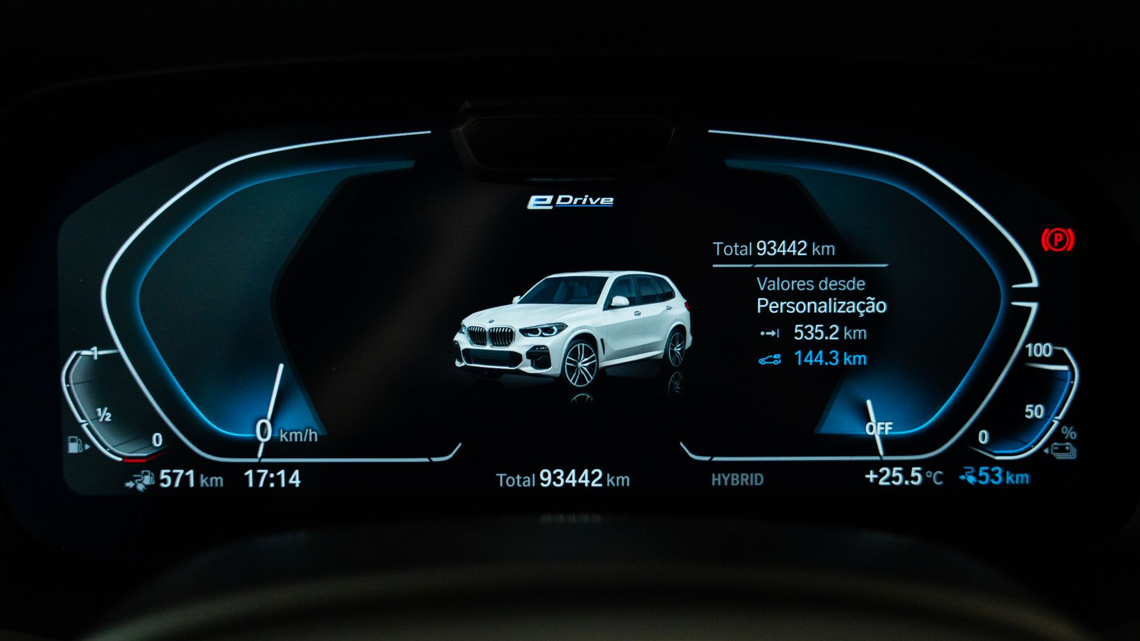 BMW X5 xDrive45e color Blanco. Año 2021. 290KW(394CV). Elétrico / Gasolina Híbrido. En concesionario Aníbal Carvalho & Filhos, S.A. de Santarém