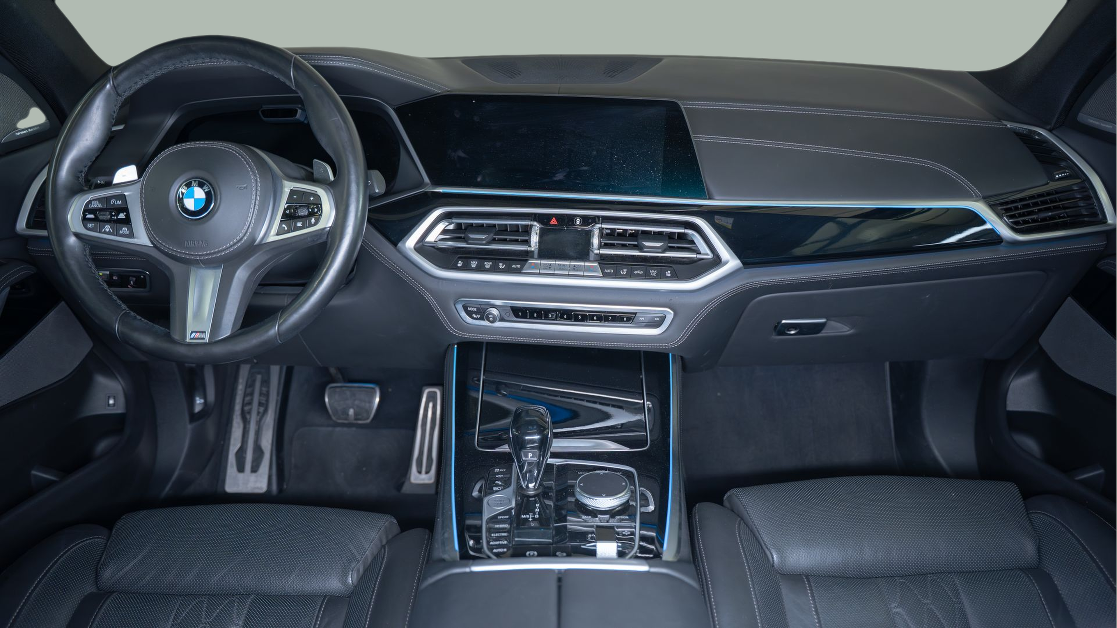 BMW X5 xDrive45e color Blanco. Año 2021. 290KW(394CV). Elétrico / Gasolina Híbrido. En concesionario Aníbal Carvalho & Filhos, S.A. de Santarém
