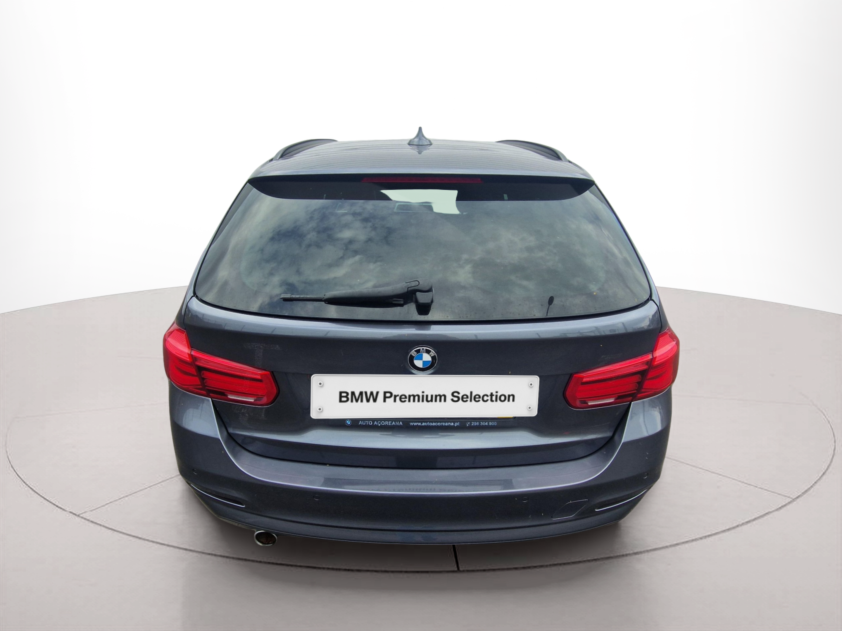 BMW Série 3 318d Touring color Gris. Año 2019. 110KW(150CV). Diesel. En concesionario Auto Açoreana de Rui & Gastao, Lda de Ponta Delgada