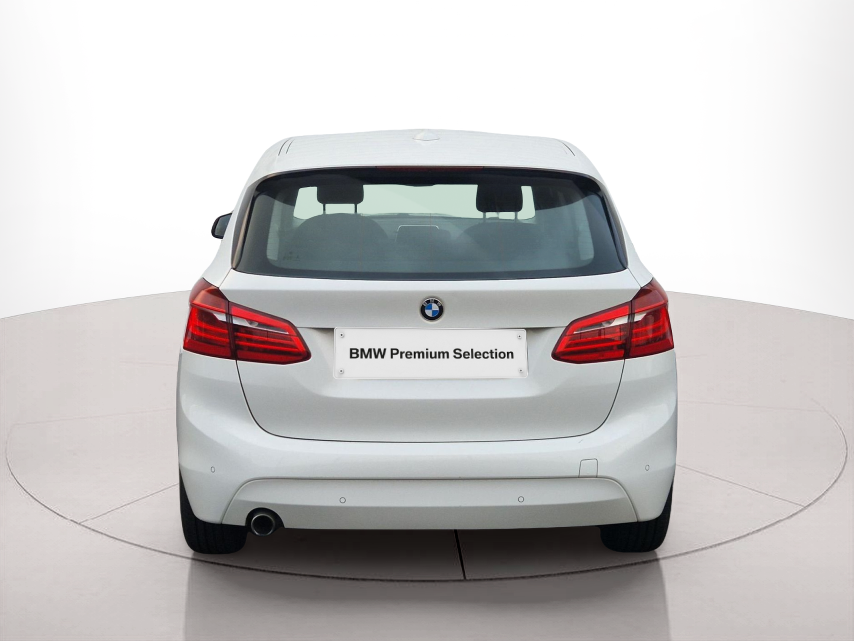 BMW Série 2 216d Active Tourer color Blanco. Año 2016. 85KW(116CV). Diesel. En concesionario Auto Açoreana de Rui & Gastao, Lda de Ponta Delgada