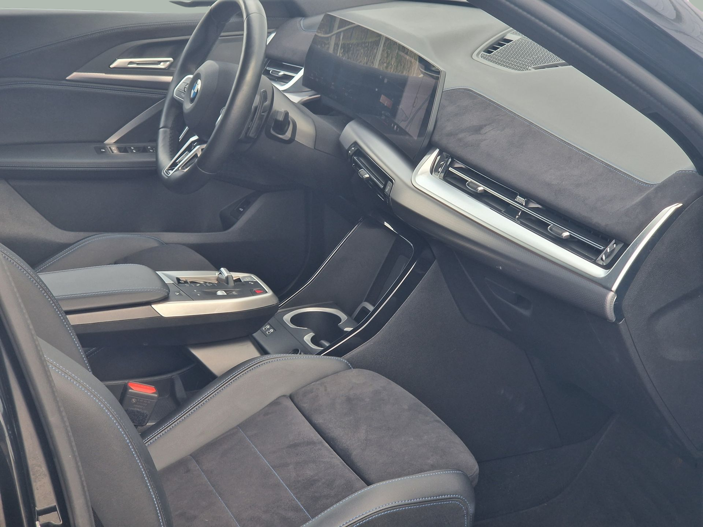 BMW X2 sDrive18d color Negro. Año 2025. 110KW(150CV). Diesel. En concesionario Auto Açoreana de Rui & Gastao, Lda de Ponta Delgada