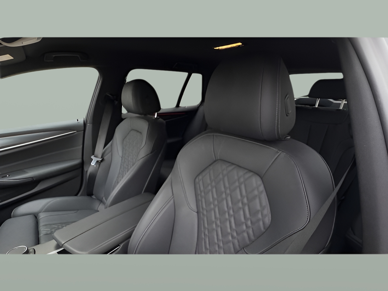 BMW Série 5 520d Touring color Negro. Año 2023. 140KW(190CV). Diesel. En concesionario BMcar Porto de Porto