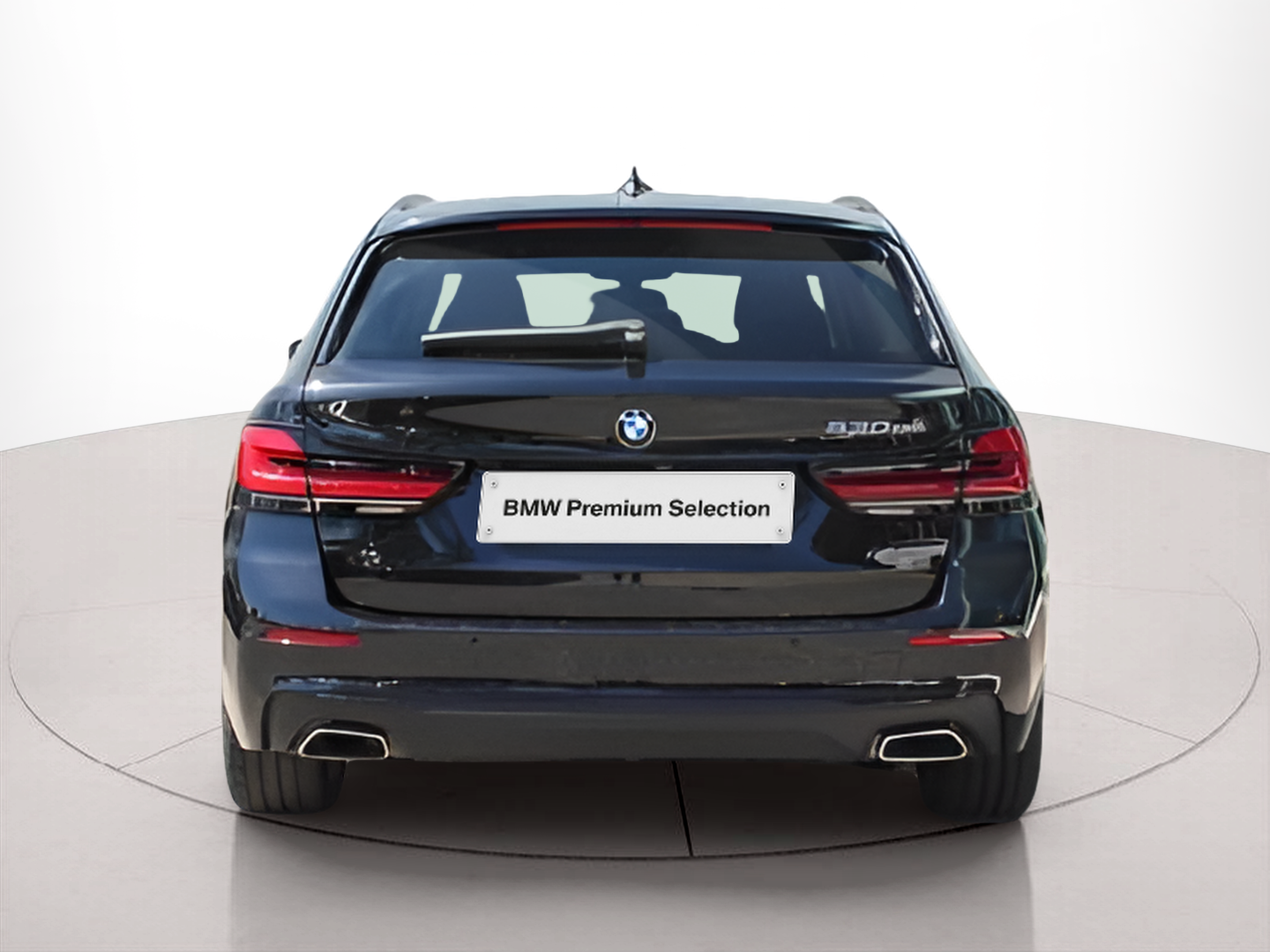 BMW Série 5 530e Touring color Negro. Año 2021. 215KW(292CV). Elétrico / Gasolina Híbrido. En concesionario BMcar Póvoa Varzim de Póvoa de Varzim