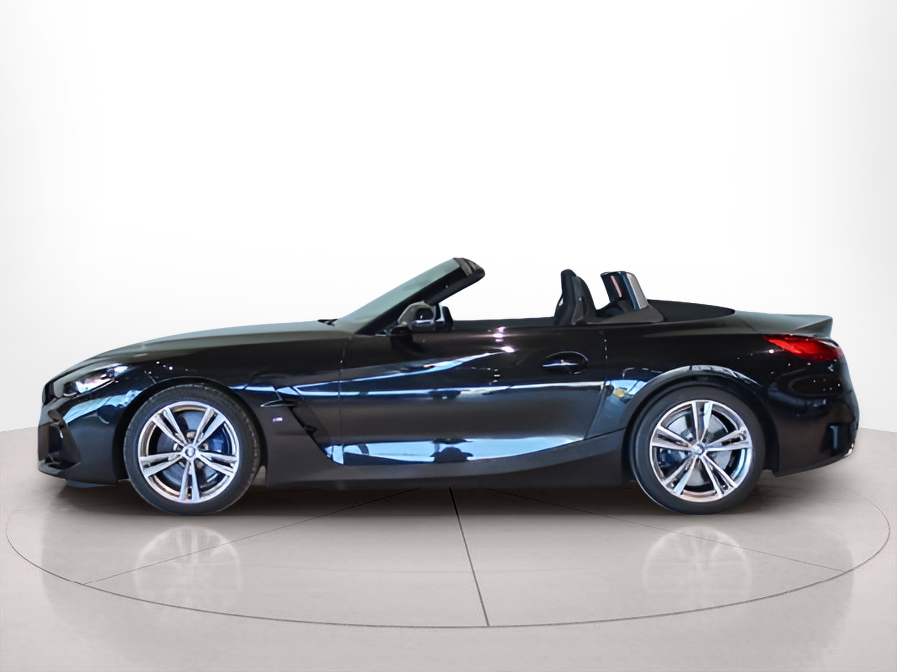 Fotos de BMW Z4 sDrive20i Cabrio color Negro. Año 2021. 145KW(197CV). Gasolina. En concesionario BMcar Póvoa Varzim de Póvoa de Varzim