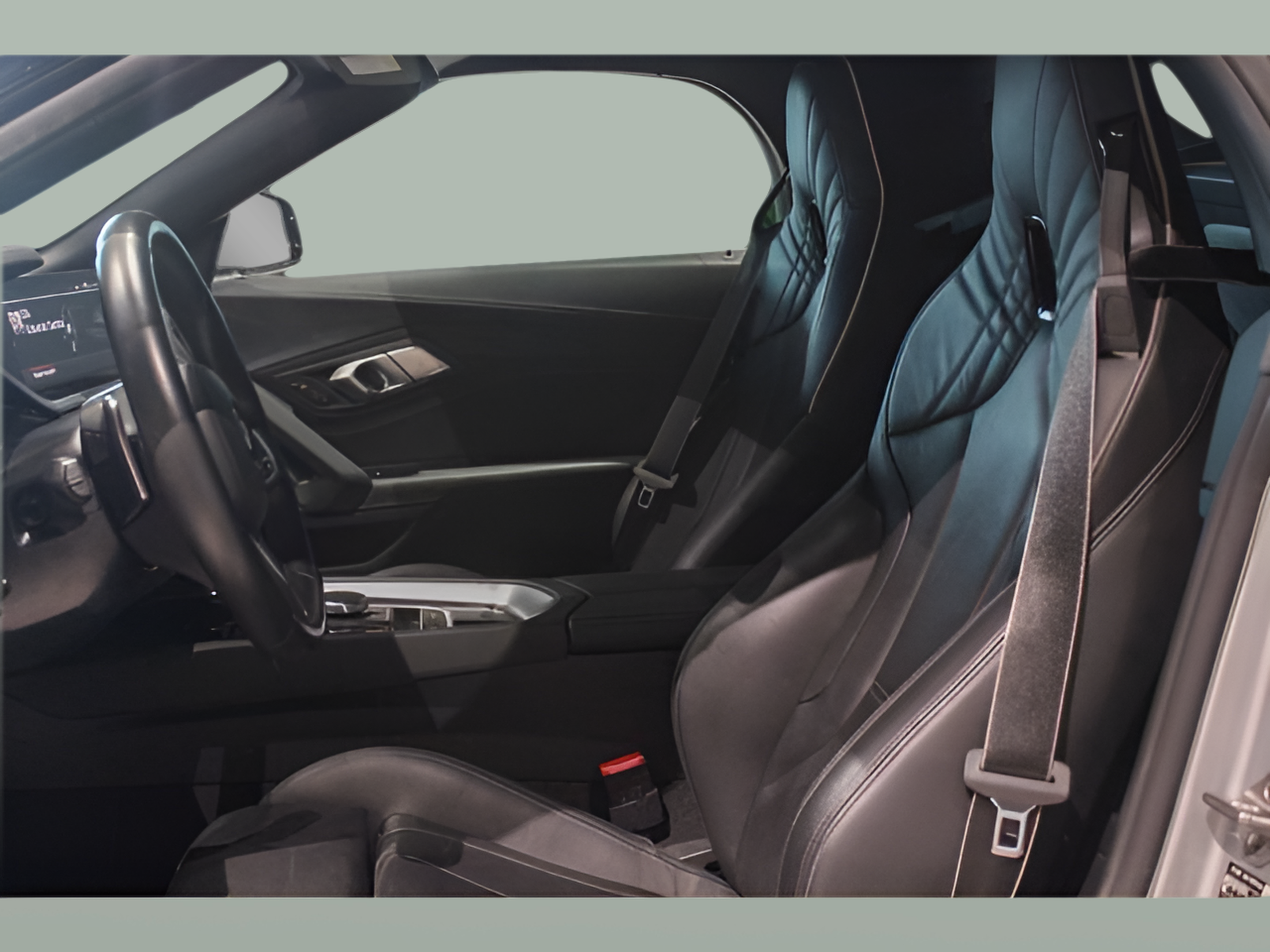 BMW Z4 sDrive30i Cabrio color Gris Plata. Año 2022. 190KW(258CV). Gasolina. En concesionario BMcar Viana do Castelo de Viana do Castelo