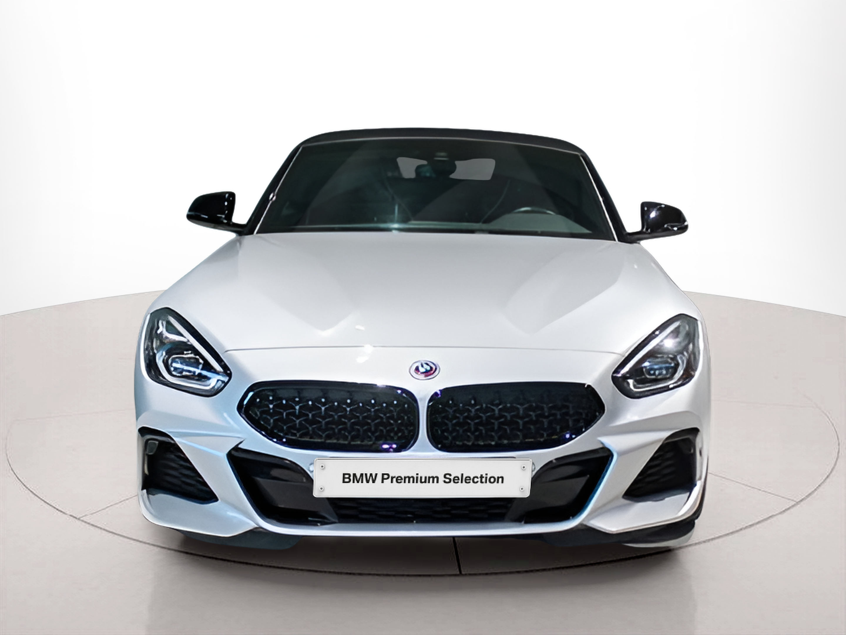 Fotos de BMW Z4 sDrive30i Cabrio color Gris Plata. Año 2022. 190KW(258CV). Gasolina. En concesionario BMcar Viana do Castelo de Viana do Castelo