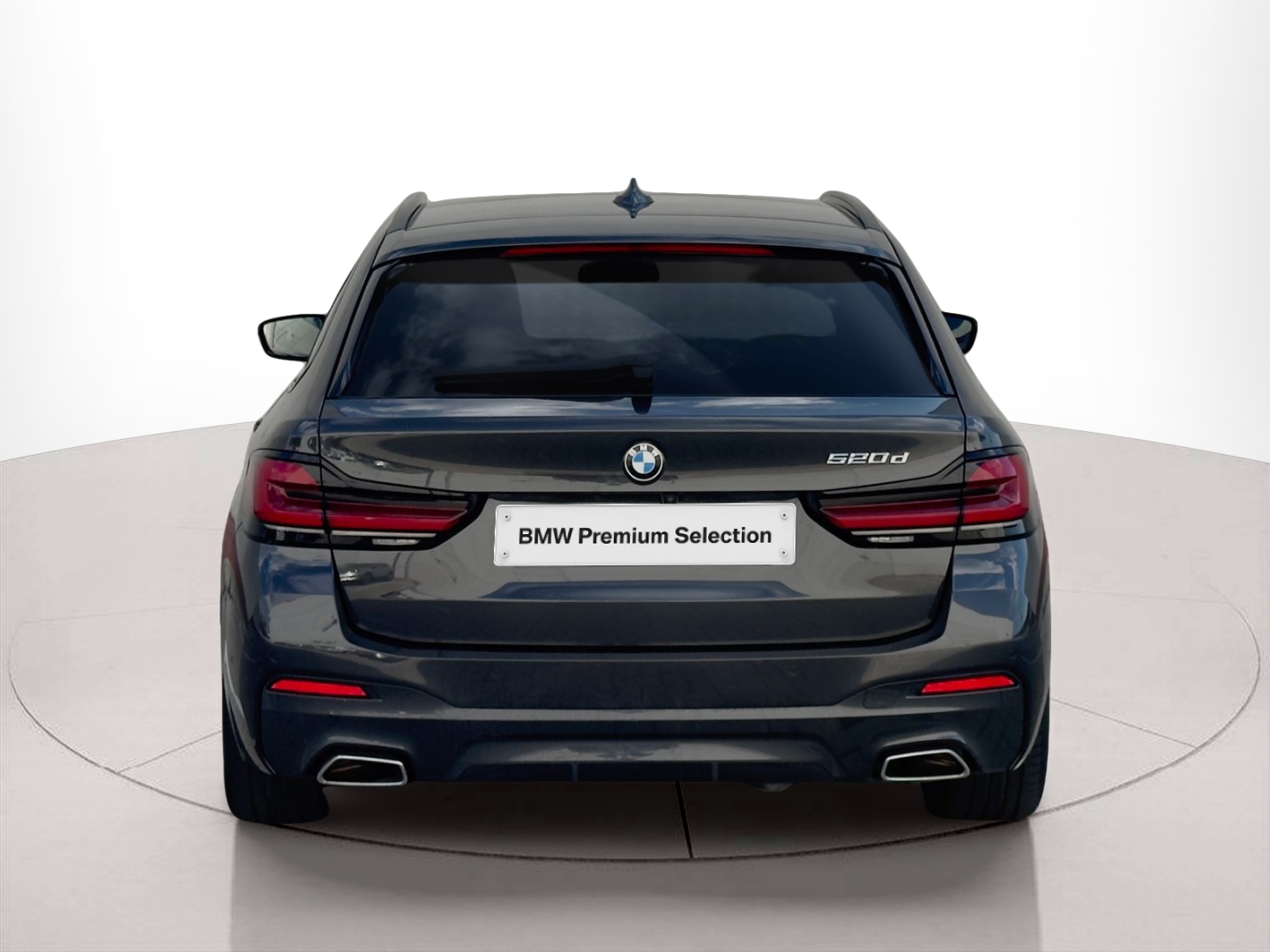 BMW Série 5 520d Touring color Gris. Año 2023. 140KW(190CV). Diesel. En concesionario BMcar Guimarães de Guimarães