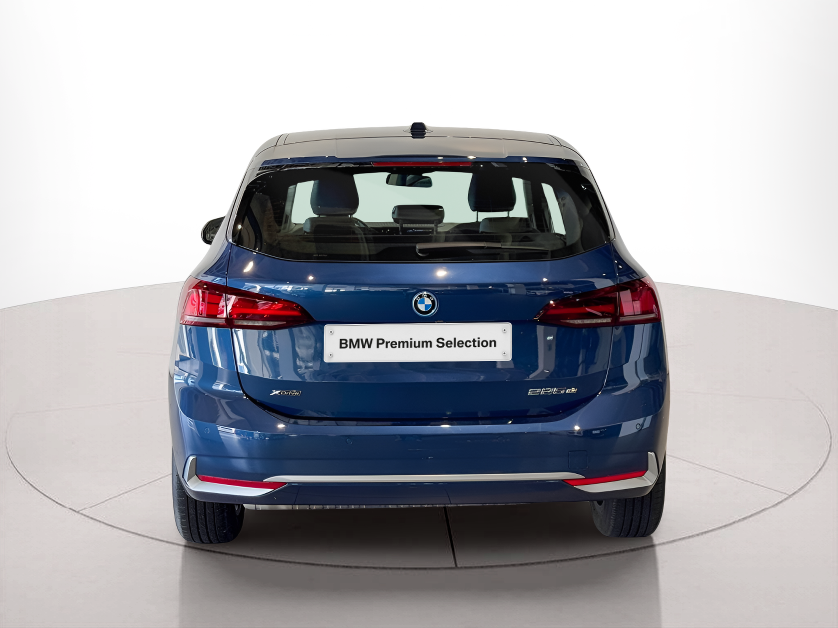 BMW Série 2 225xe Active Tourer color Azul. Año 2023. 180KW(245CV). Elétrico / Gasolina Híbrido. En concesionario BMcar Braga de Braga