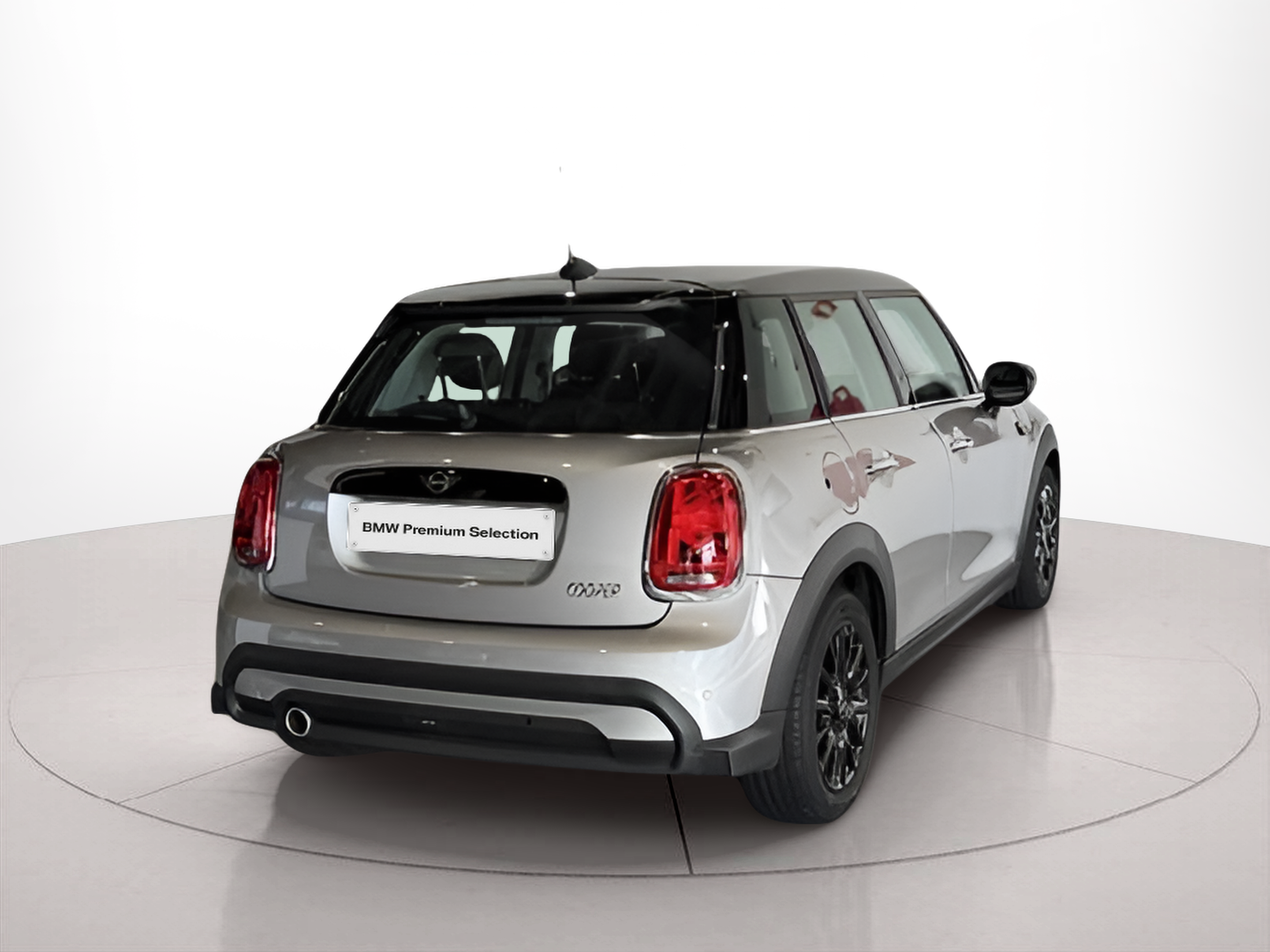 fotoG 3 del MINI MINI 5 Portas Cooper 100 kW (136 CV) 136cv Gasolina de 2023 em Barcelos