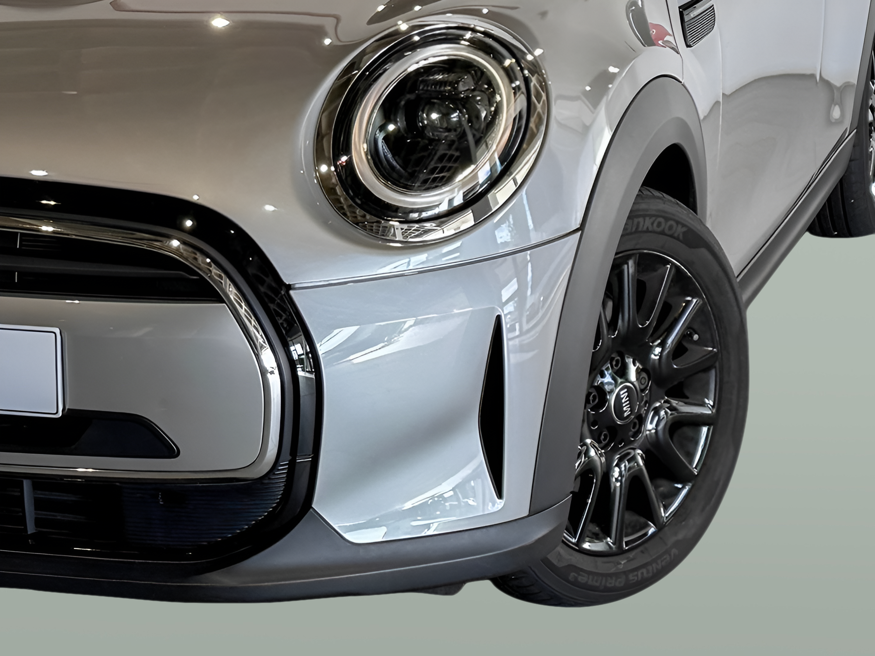 fotoG 5 del MINI MINI 5 Portas Cooper 100 kW (136 CV) 136cv Gasolina de 2023 em Barcelos