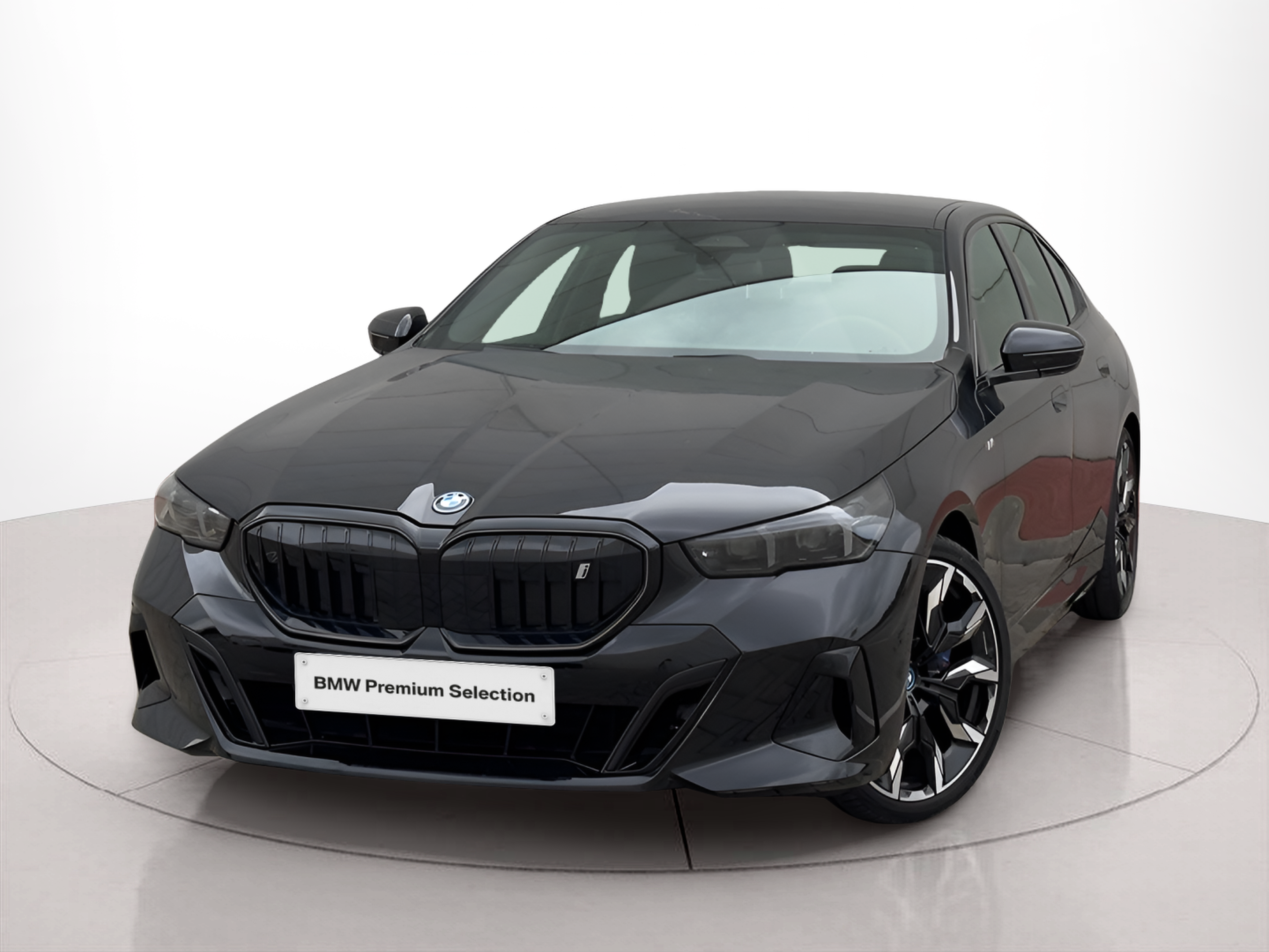 Fotos de BMW i5 eDrive40 color Negro. Año 2023. 250KW(340CV). Elétrico. En concesionario BMcar Póvoa Varzim de Póvoa de Varzim