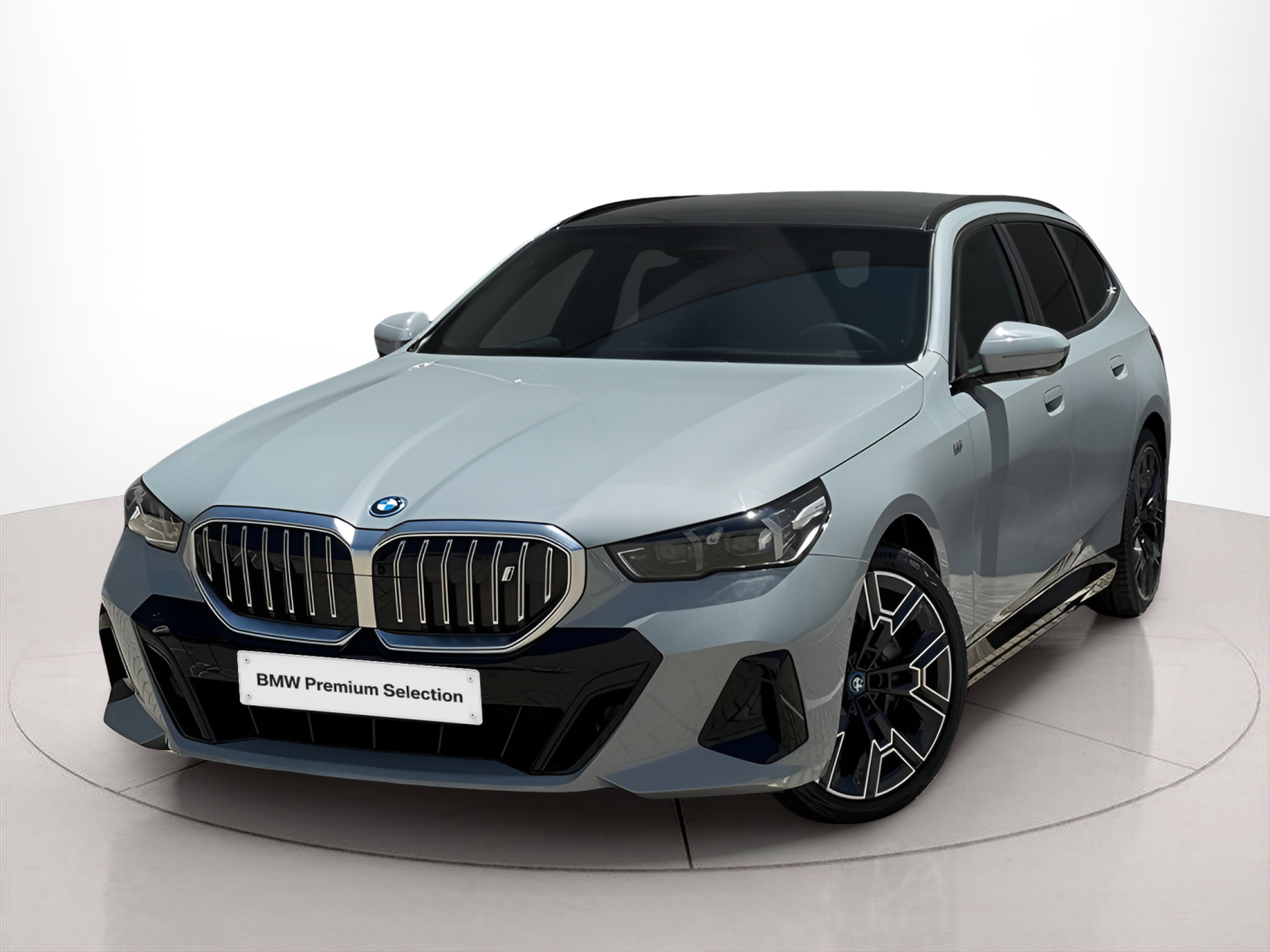 Fotos de BMW i5 eDrive40 color Gris. Año 2024. 250KW(340CV). Elétrico. En concesionario BMcar Famalicão de Abrantes