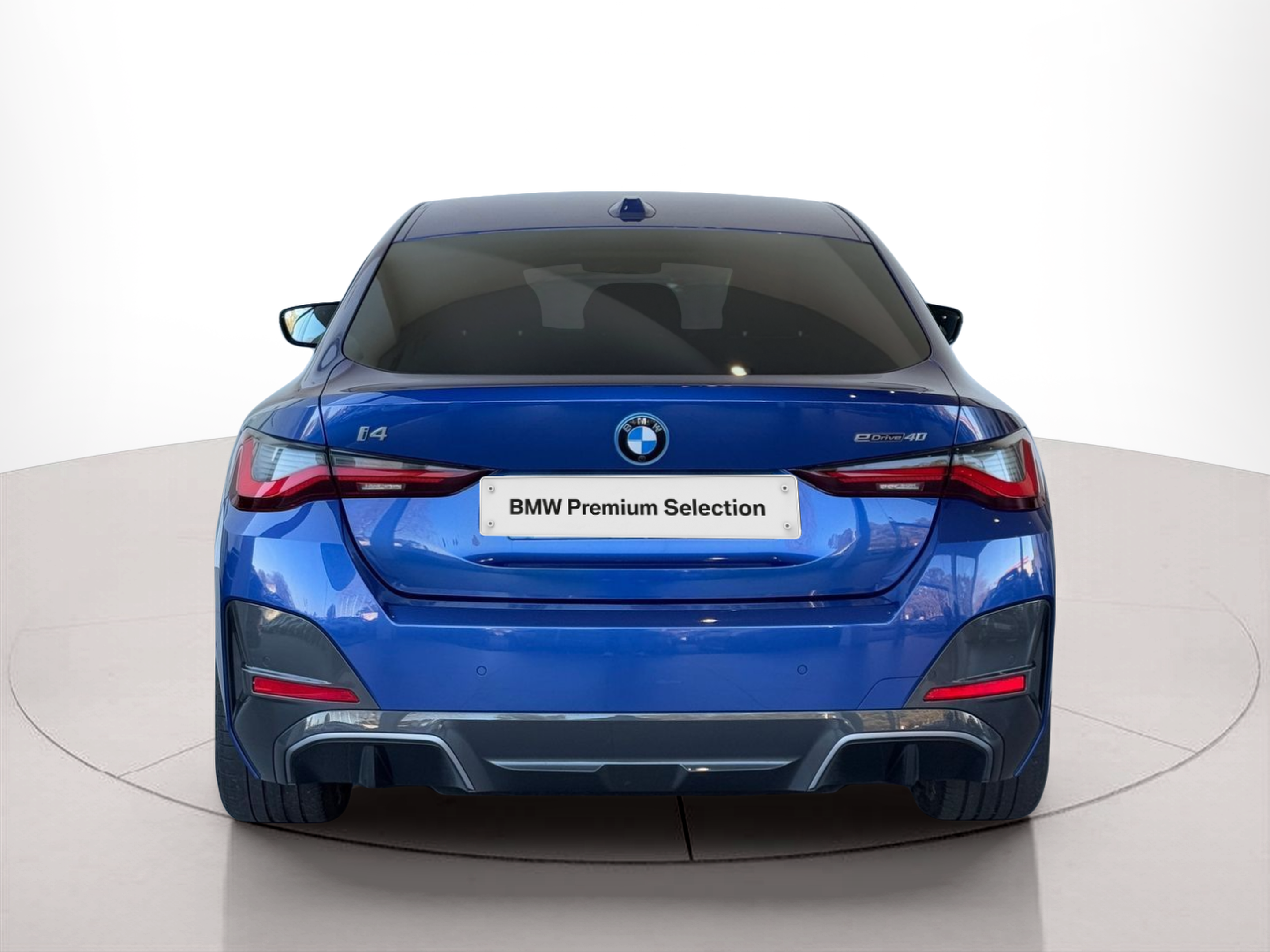 BMW i4 i4 eDrive40 color Azul. Año 2023. 250KW(340CV). Elétrico. En concesionario BMcar Barcelos de Barcelos