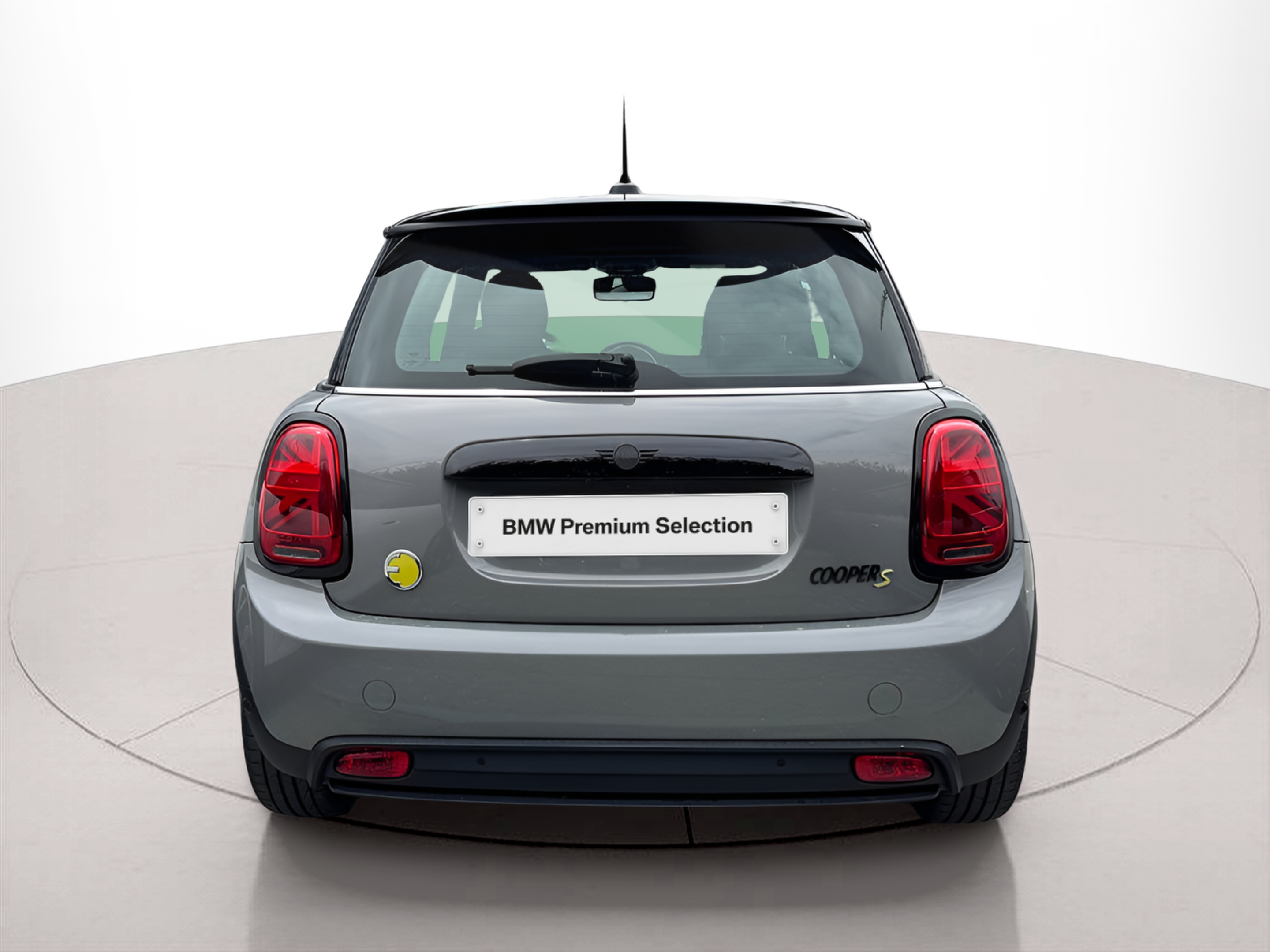 fotoG 4 del MINI MINI 3 Portas Cooper S E 135 kW (184 CV) 184cv Elétrico de 2021 em Barcelos