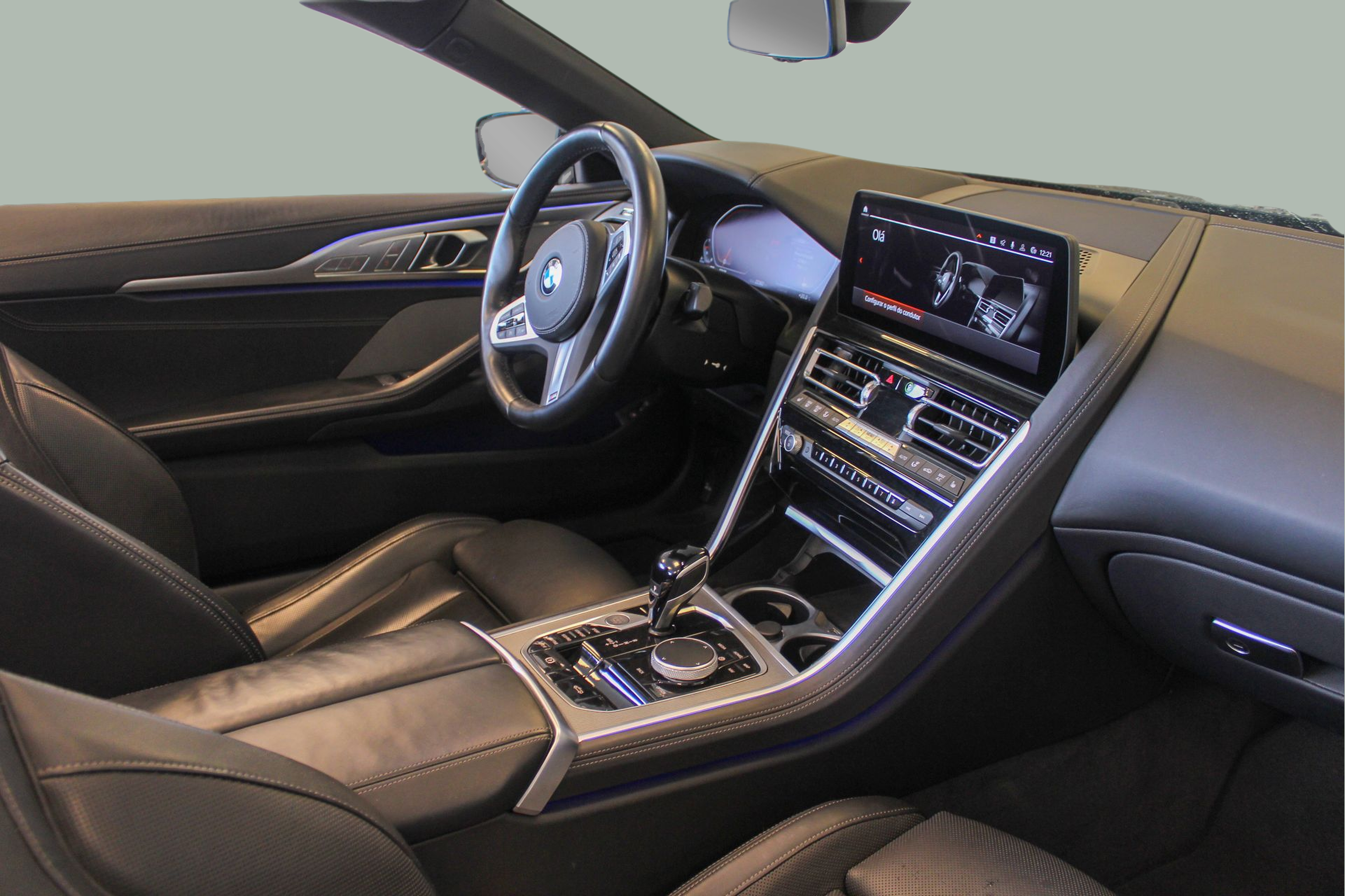 BMW Série 8 840d Cabrio color Negro. Año 2022. 250KW(340CV). Diesel. En concesionario BMcar Famalicão de Abrantes