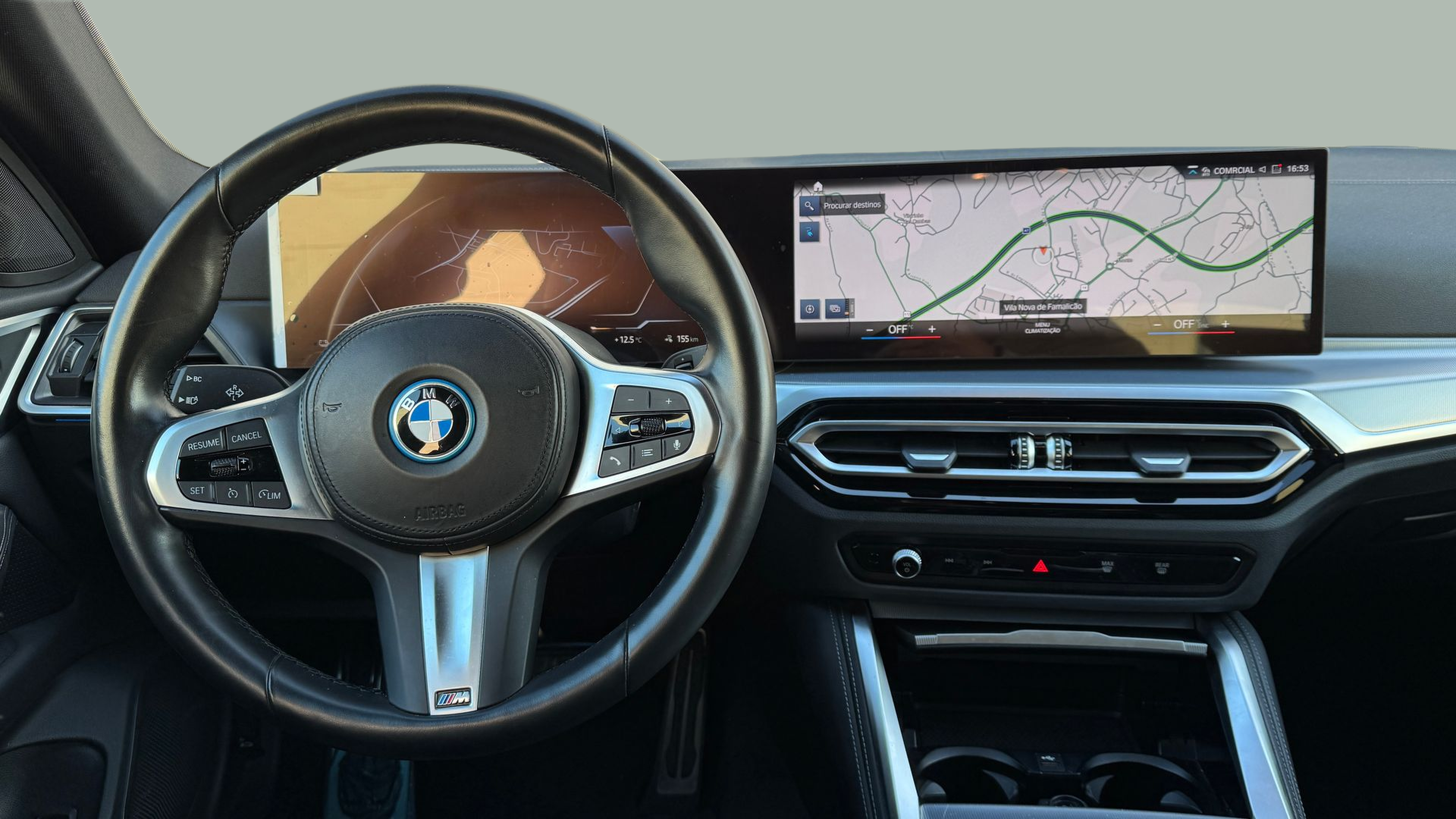 BMW i4 i4 eDrive40 color Blanco. Año 2023. 250KW(340CV). Elétrico. En concesionario BMcar Famalicão de Abrantes