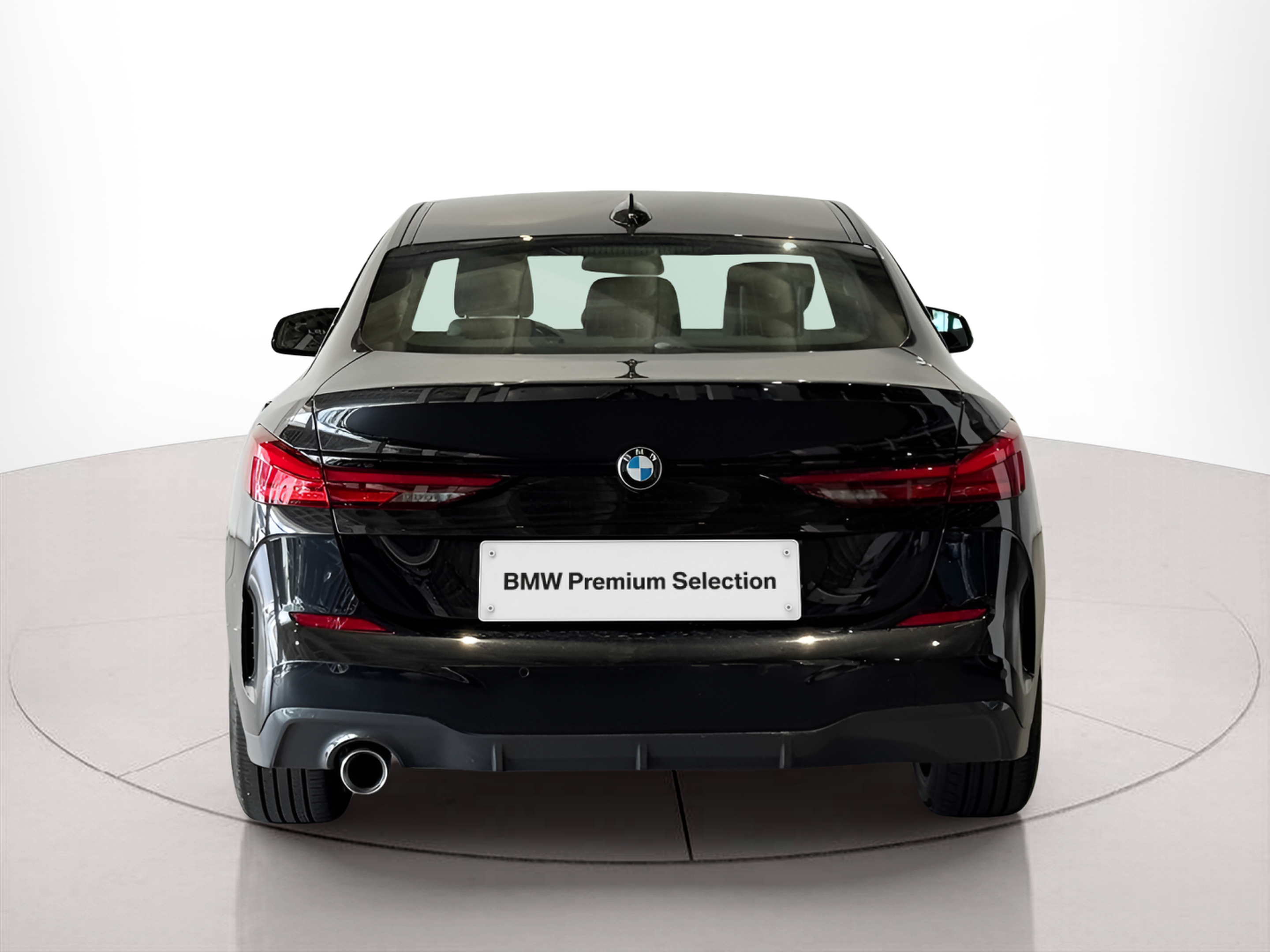 BMW Série 2 216d Gran Coupe color Negro. Año 2024. 85KW(116CV). Diesel. En concesionario BMcar Braga de Braga