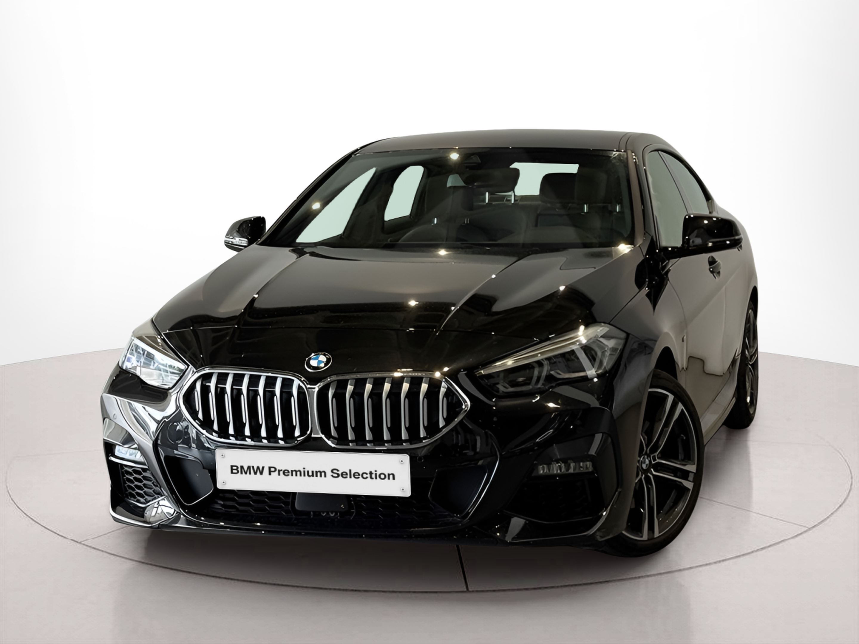 Fotos de BMW Série 2 216d Gran Coupe color Negro. Año 2024. 85KW(116CV). Diesel. En concesionario BMcar Braga de Braga
