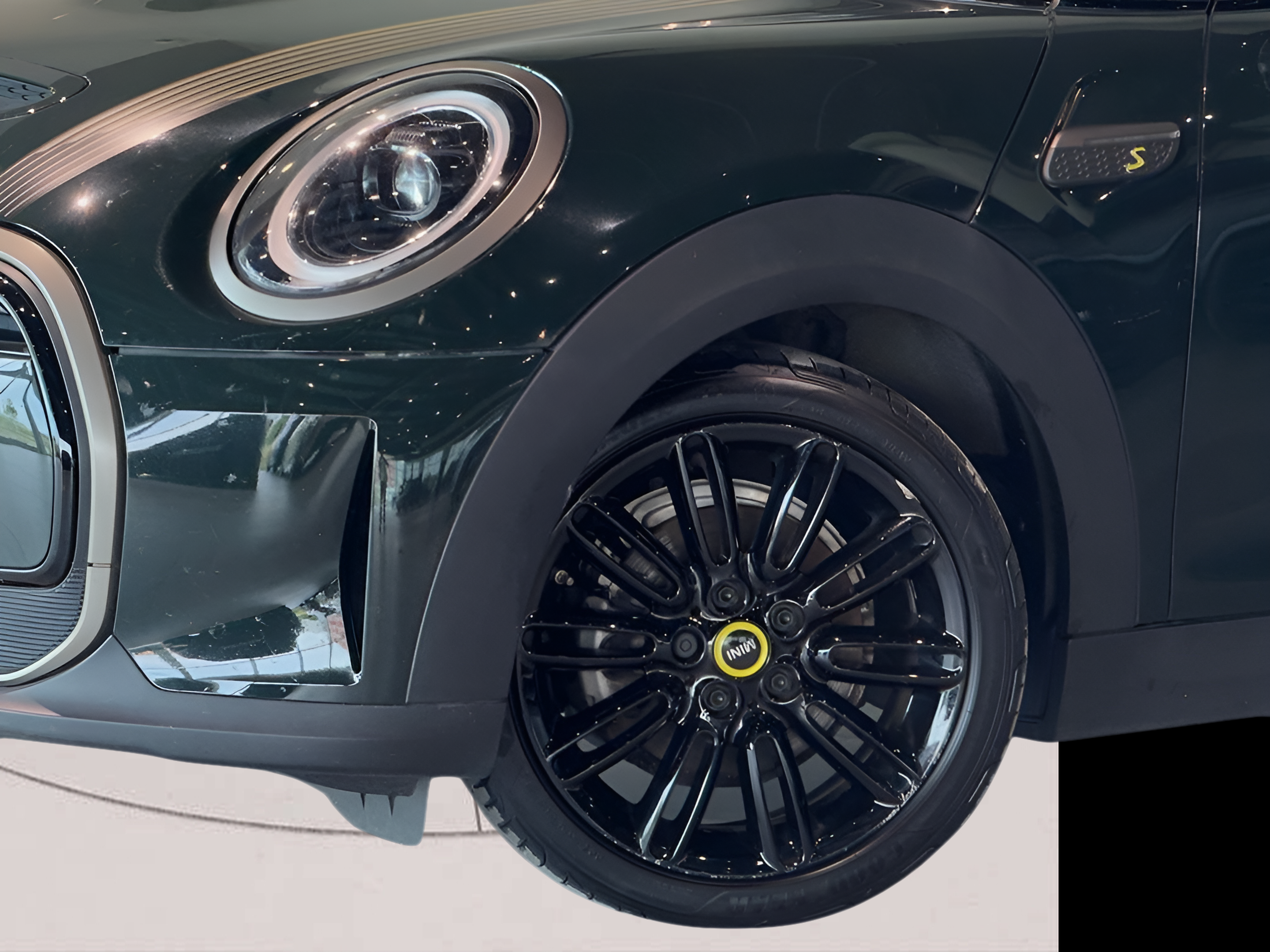 fotoG 5 del MINI MINI 3 Portas Cooper S E 135 kW (184 CV) 184cv Elétrico de 2023 em Barcelos