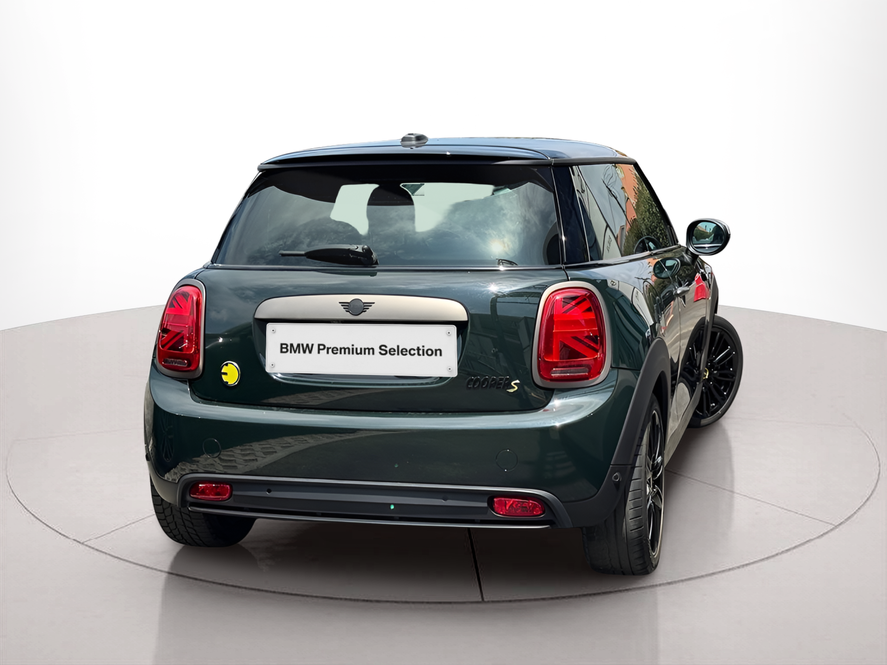 fotoG 3 del MINI MINI 3 Portas Cooper S E 135 kW (184 CV) 184cv Elétrico de 2023 em Barcelos