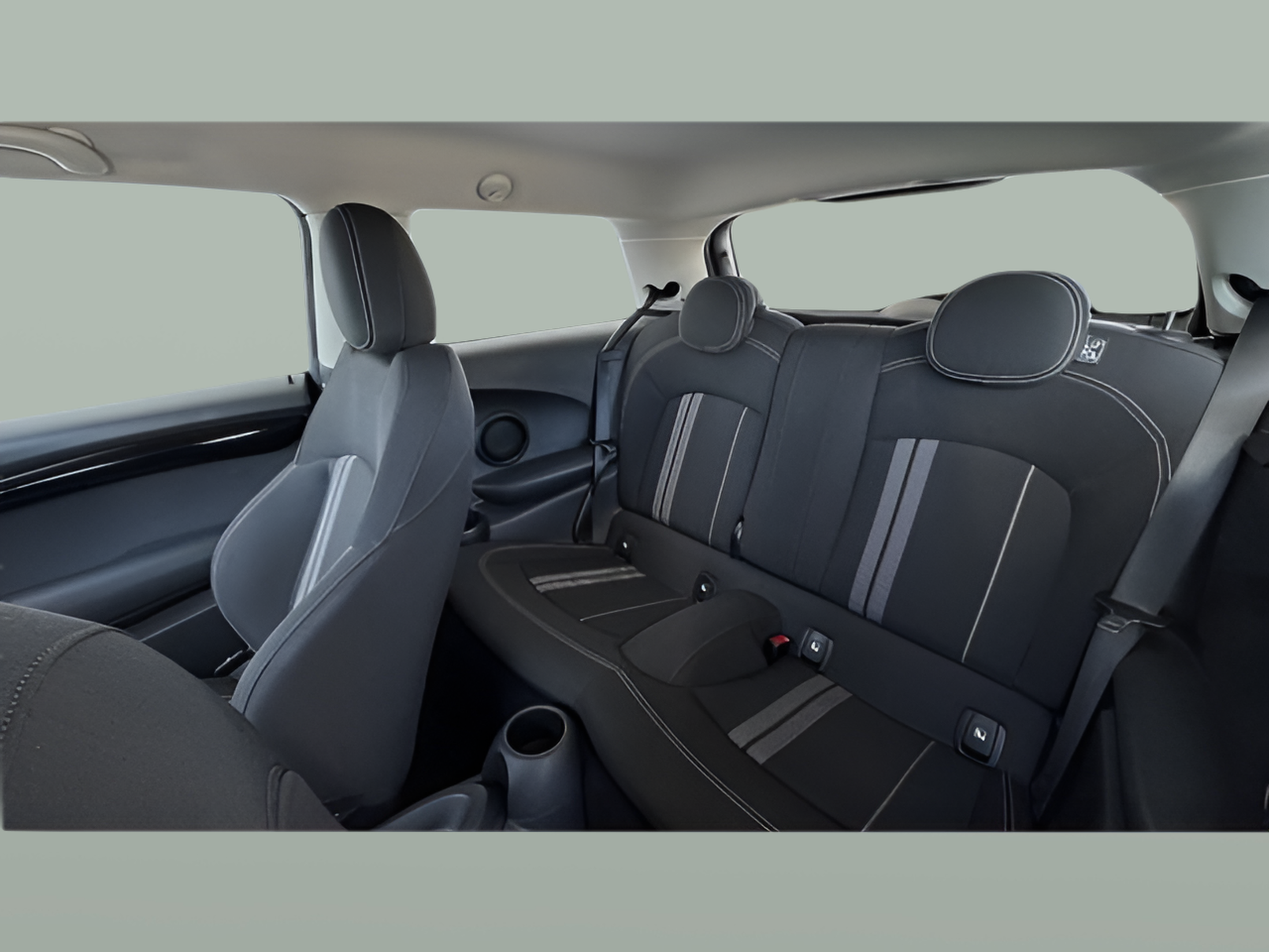 fotoG 21 del MINI MINI 3 Portas Cooper S E 135 kW (184 CV) 184cv Elétrico de 2021 em Braga