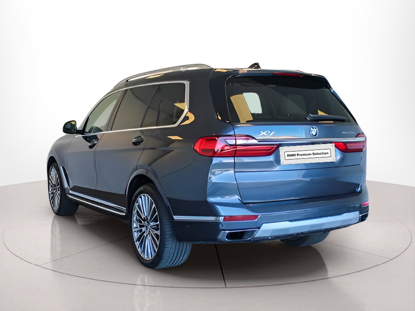 BMW X7 xDrive30d color Gris. Año 2019. 195KW(265CV). Diesel. En concesionario BMcar Barcelos de Barcelos