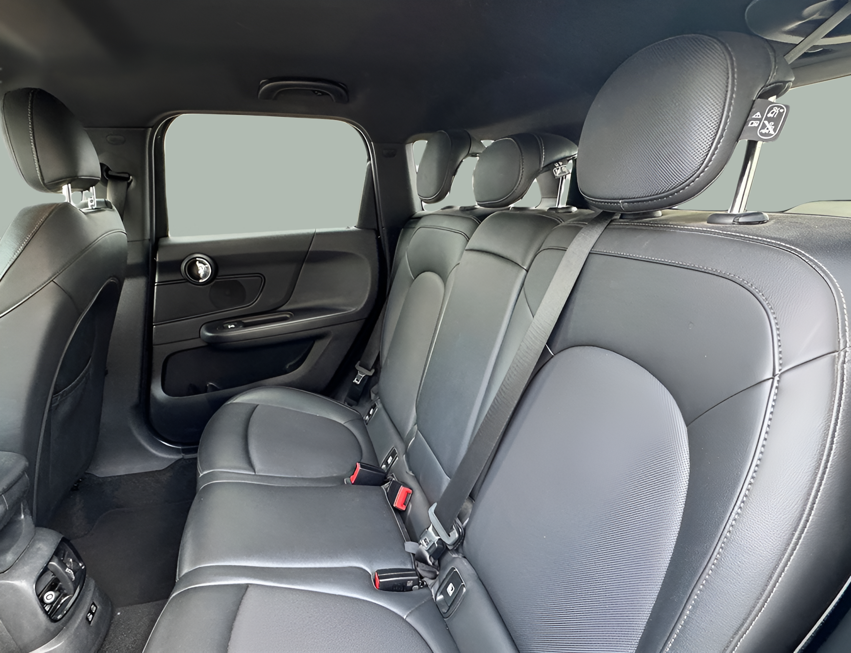 fotoG 8 del MINI MINI Countryman One D 85 kW (116 CV) 116cv Diesel de 2020 em Braga