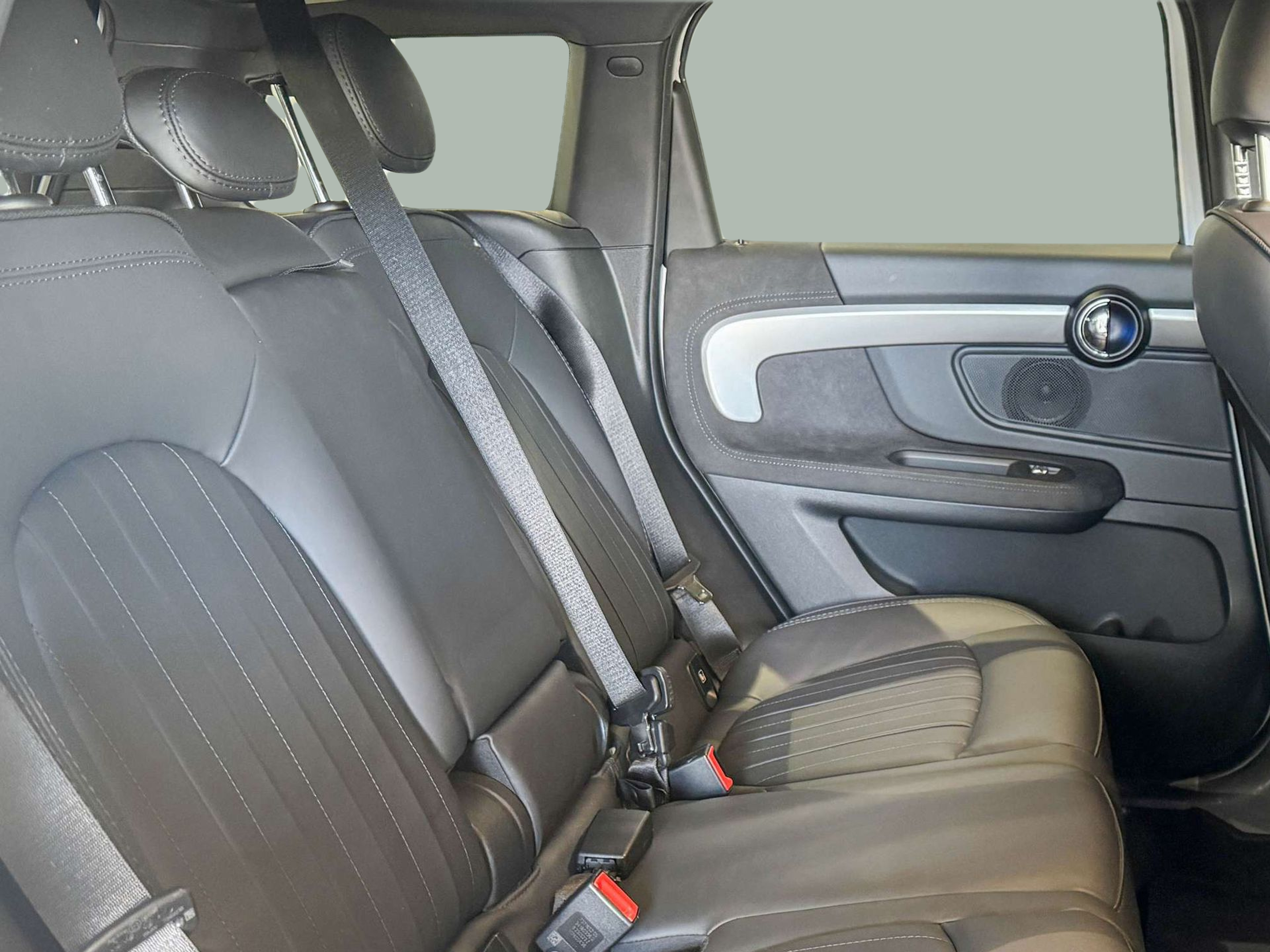 fotoG 8 del MINI MINI Countryman Cooper S E ALL4 162 kW (220 CV) 220cv Elétrico / Gasolina Híbrido de 2023 em Braga