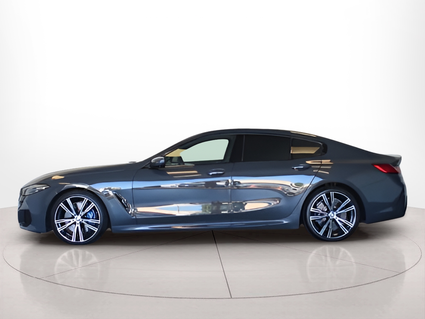 Fotos de BMW Série 8 840d Gran Coupe color Gris. Año 2021. 250KW(340CV). Diesel. En concesionario BMcar Viana do Castelo de Viana do Castelo